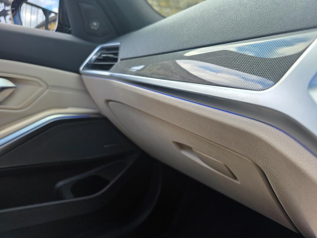 BMW 3 Series - Image 36