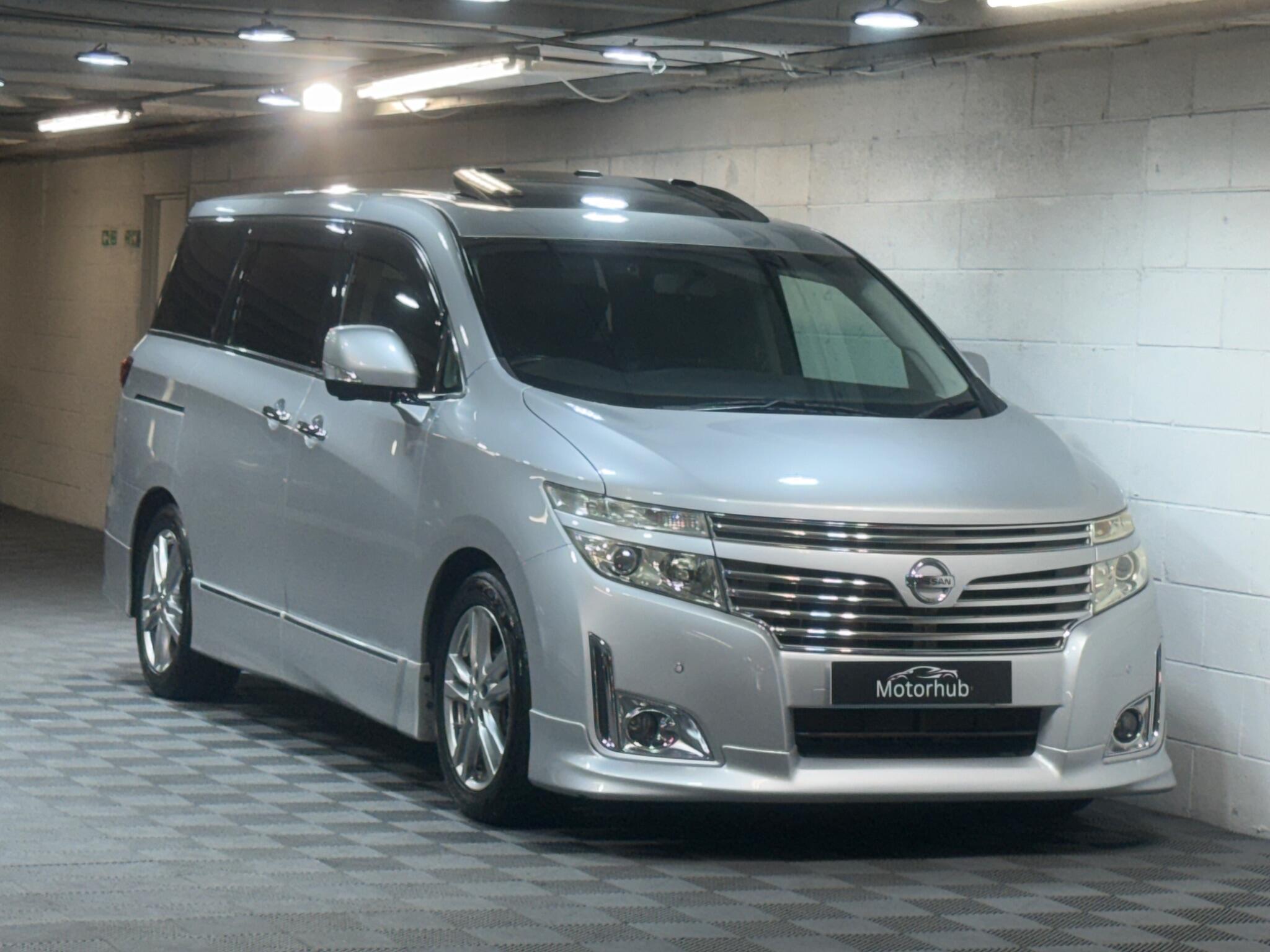 Nissan Elgrand - Image 2