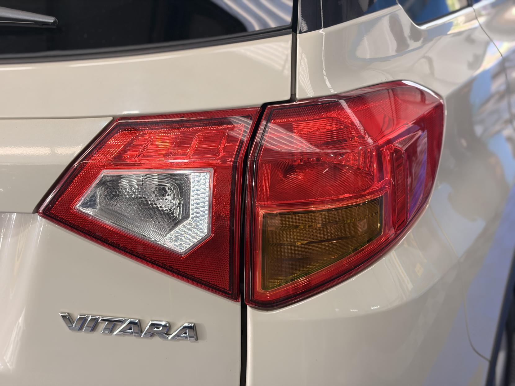 Suzuki Vitara - Image 12