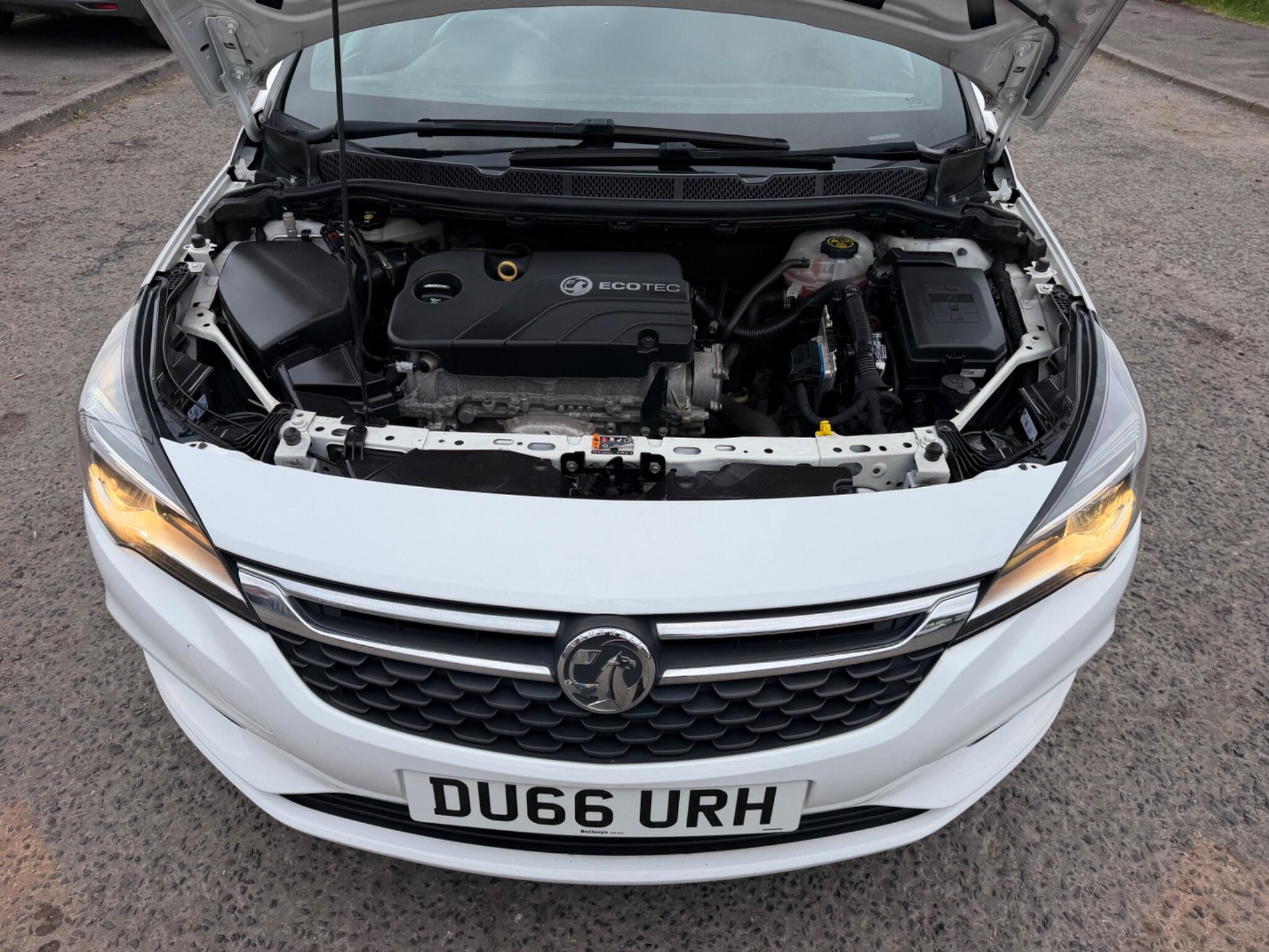 Vauxhall Astra - Image 19