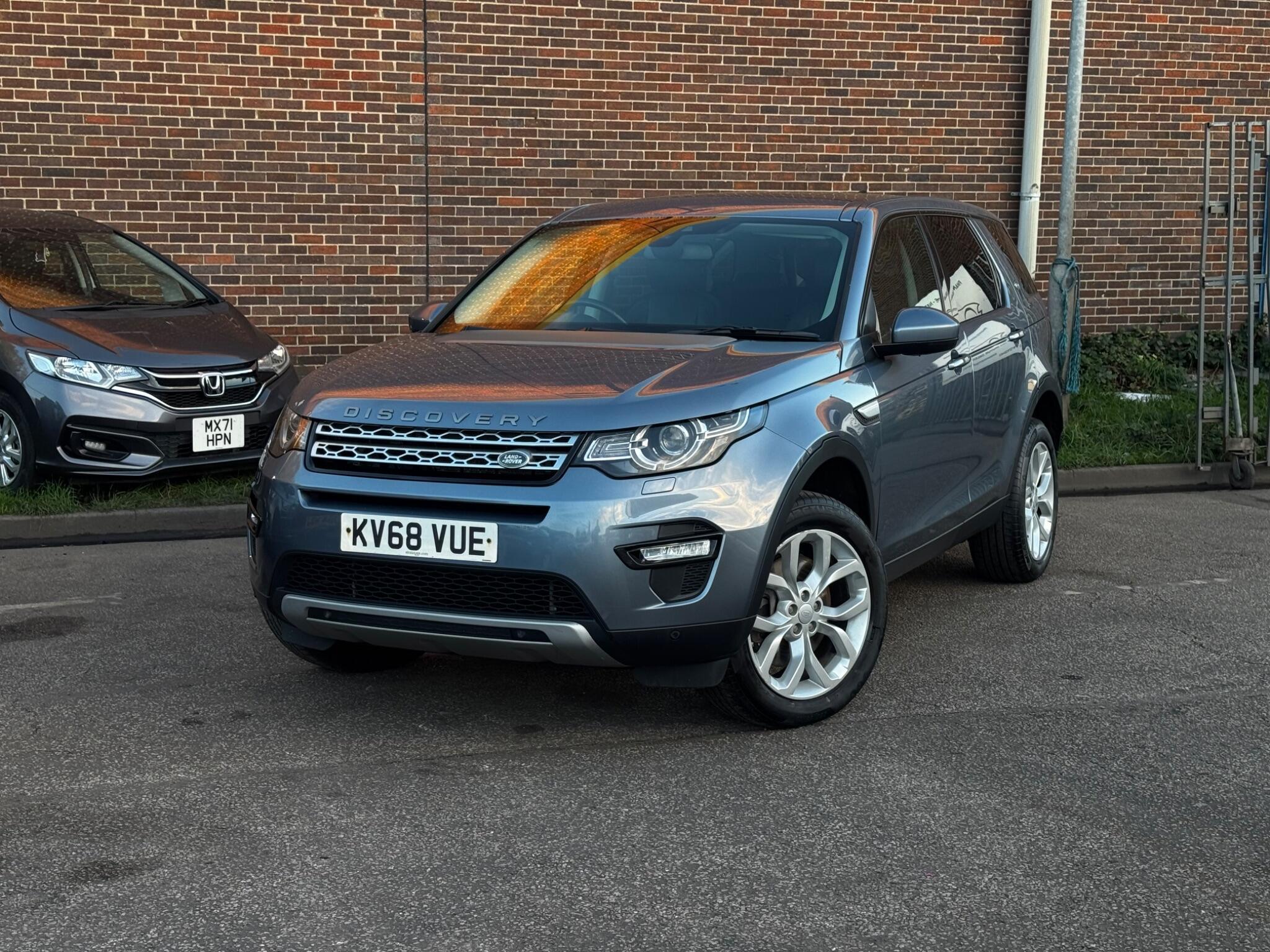 Land Rover DISCOVERY SPORT - Image 9