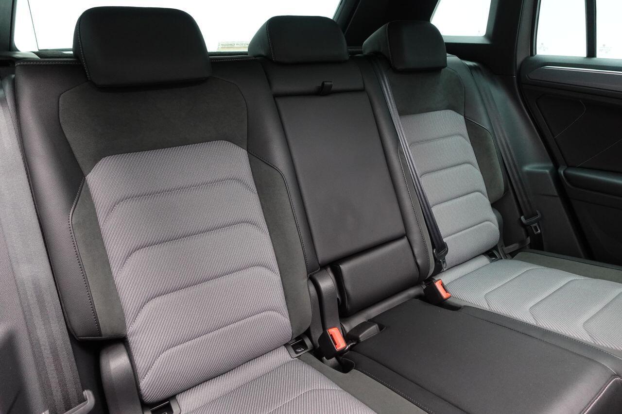 Volkswagen Tiguan - Image 14