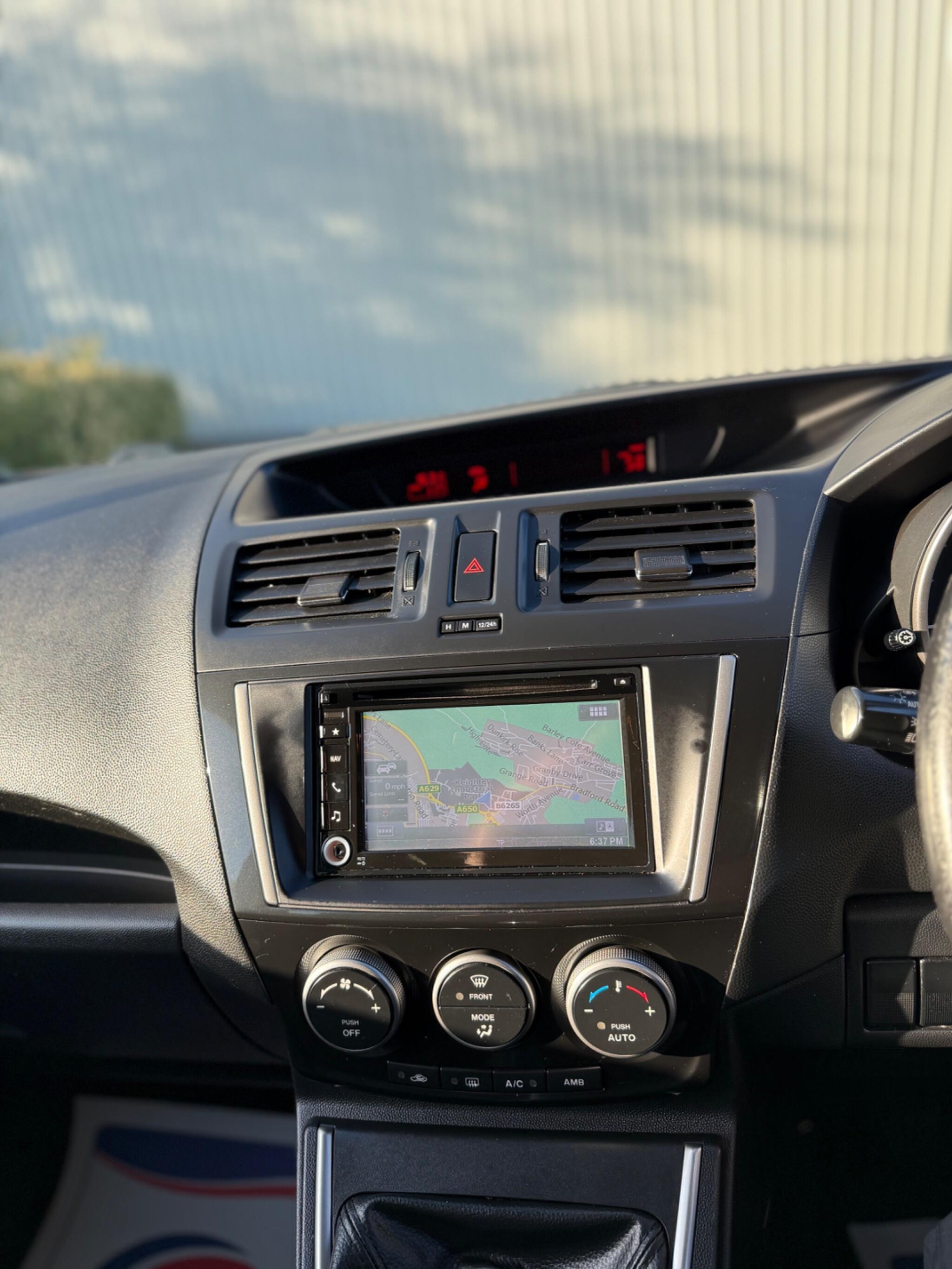 Mazda MAZDA5 - Image 35