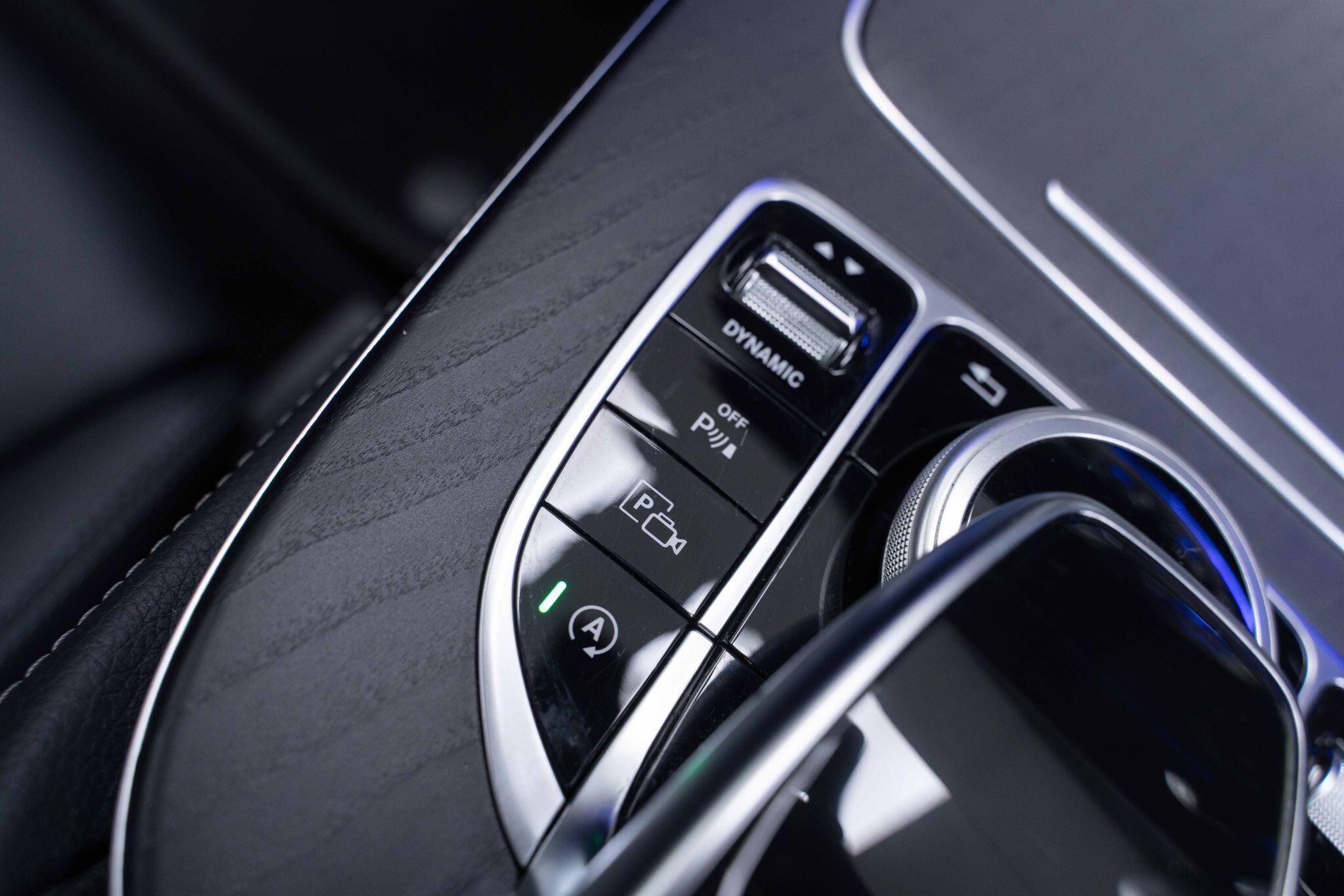 Mercedes E Class - Image 15