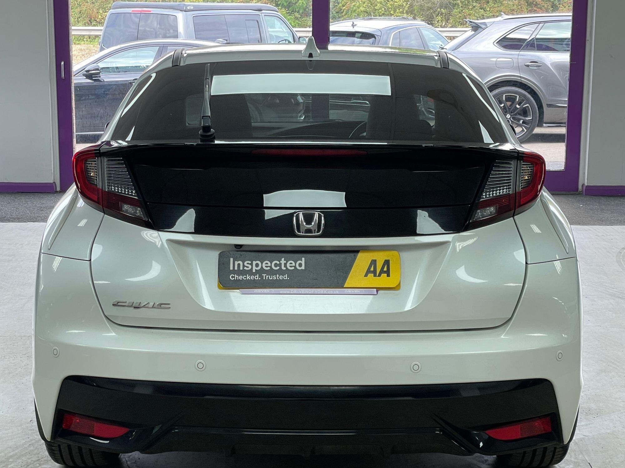 Honda Civic - Image 9