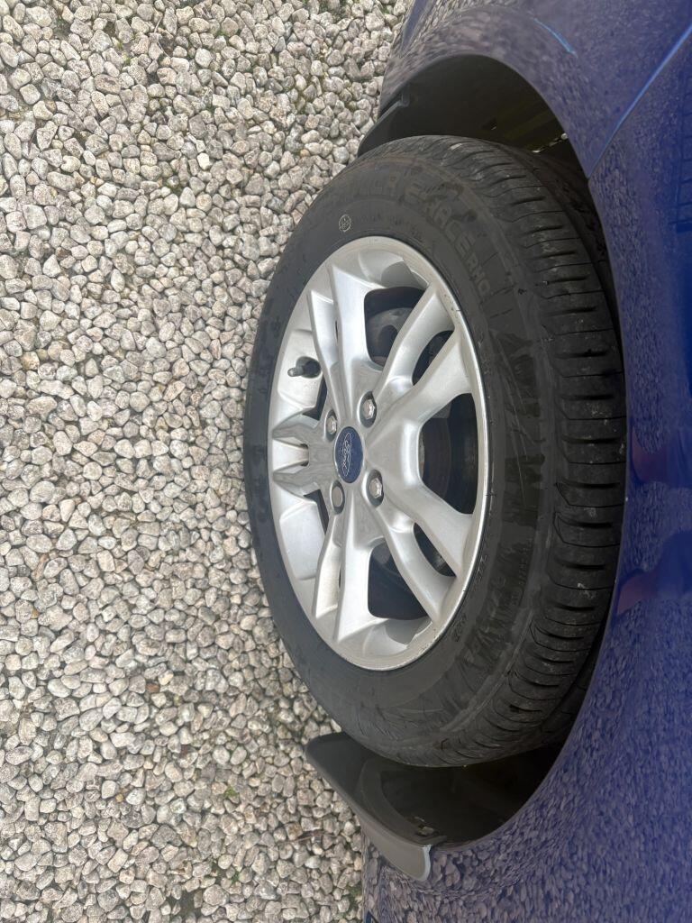 Ford Fiesta - Image 9