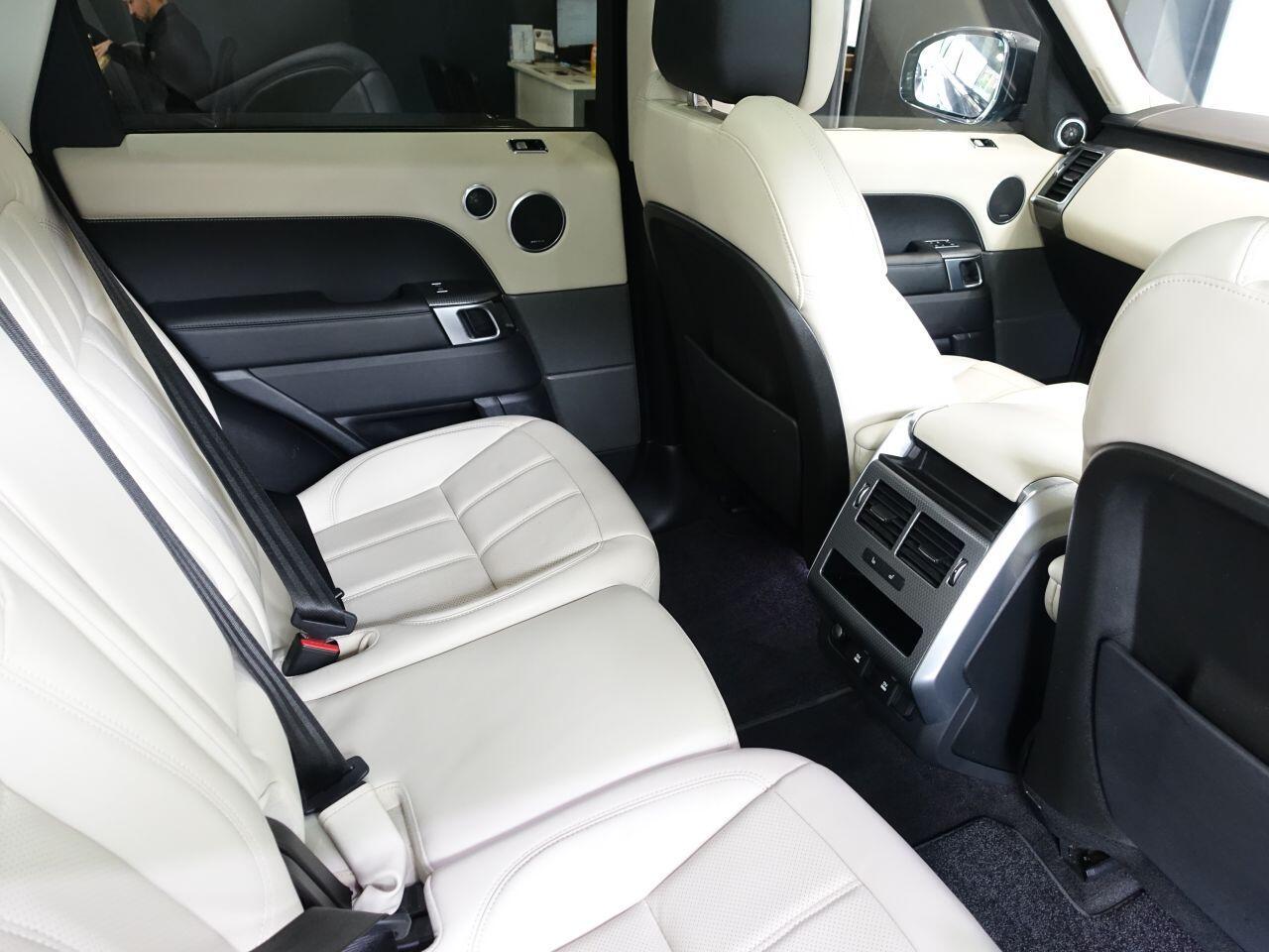 Land Rover RANGE ROVER SPORT - Image 17