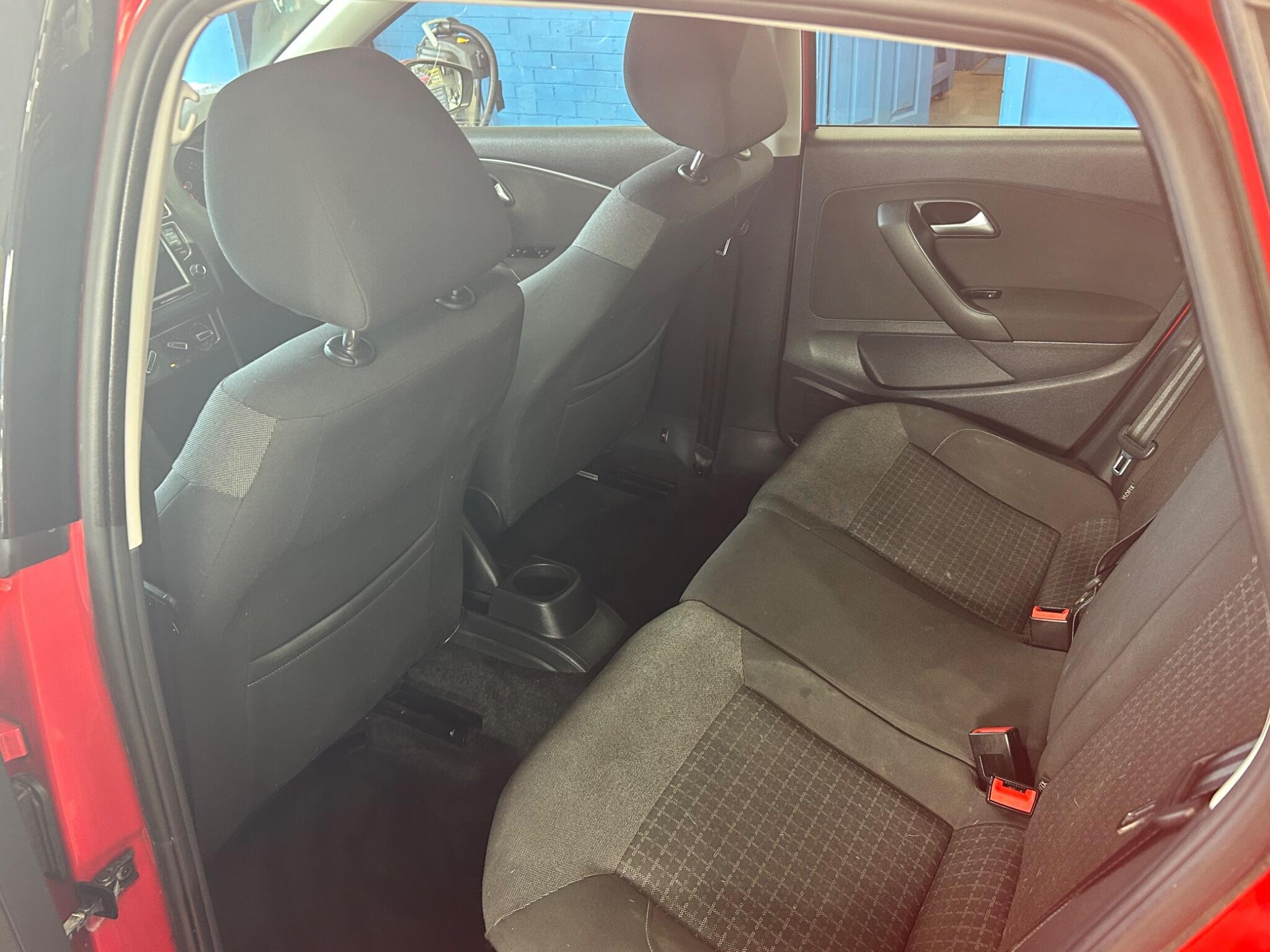 Volkswagen Polo - Image 19