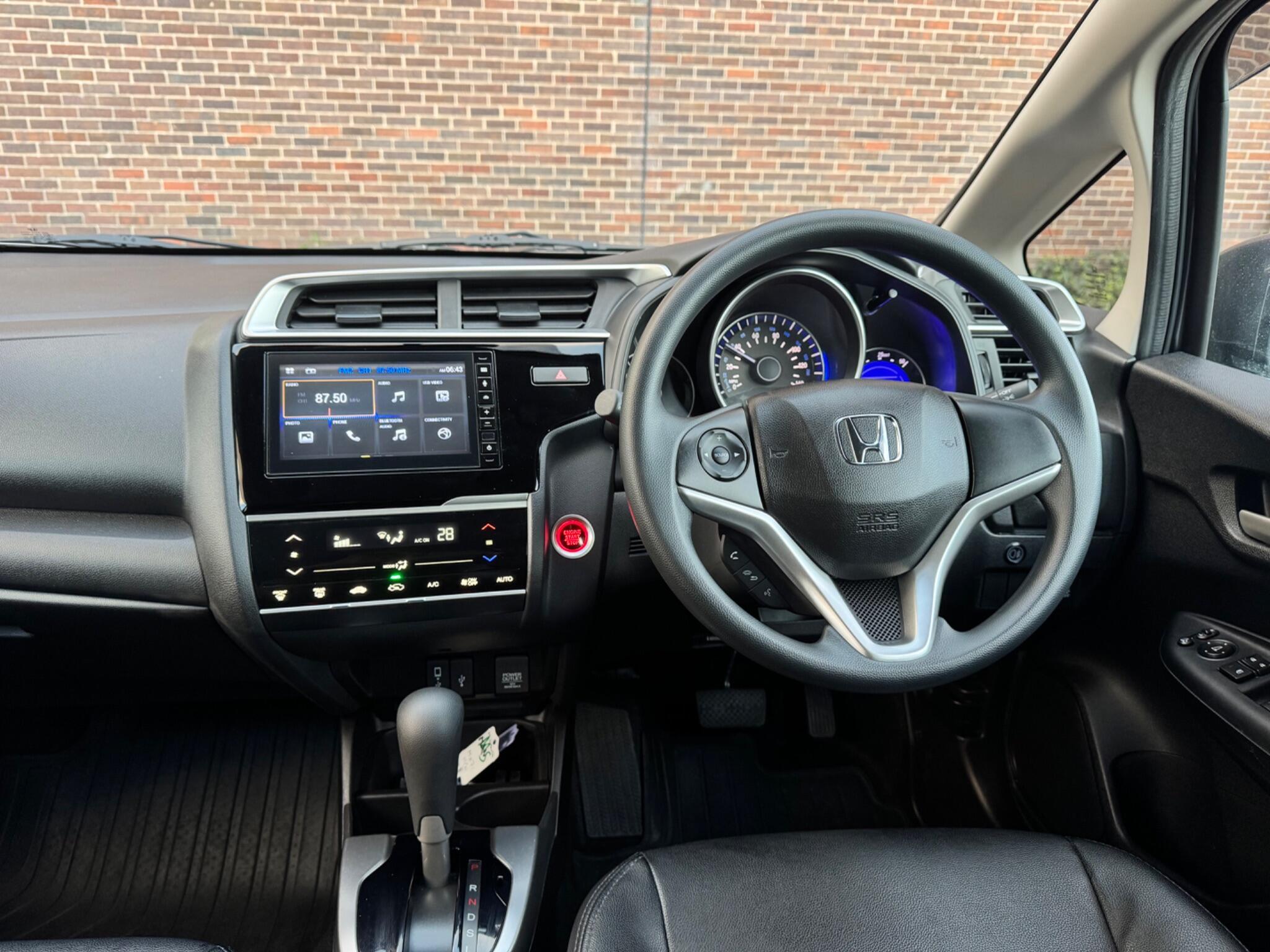 Honda Jazz - Image 17