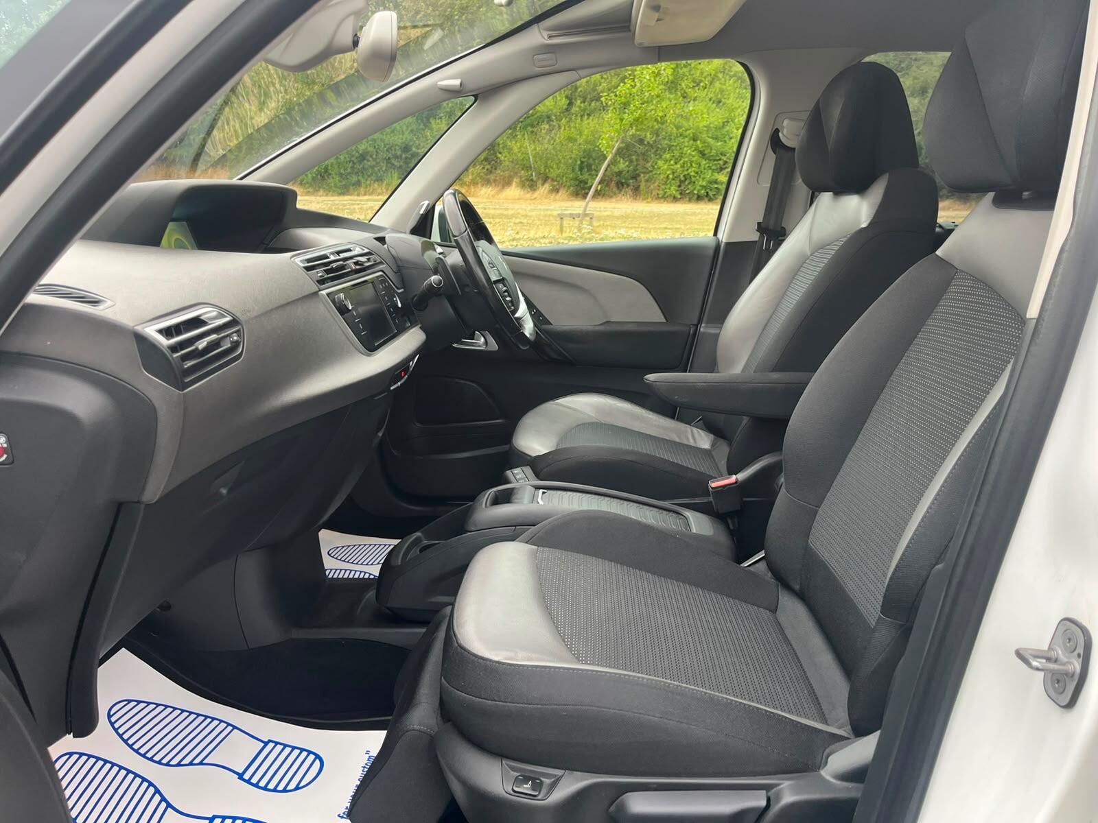 Citroen C4 Picasso - Image 7