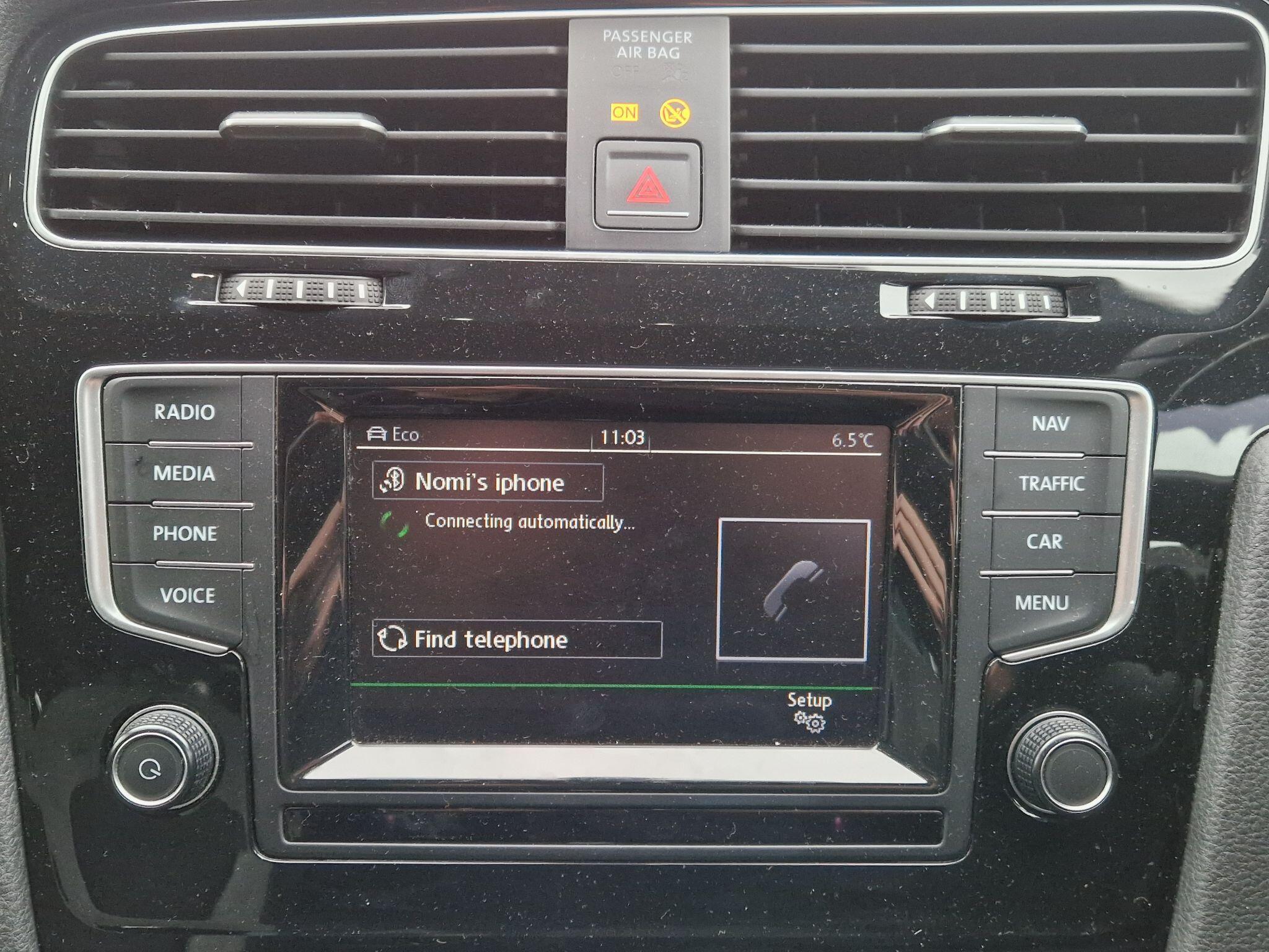 Volkswagen Golf - Image 48