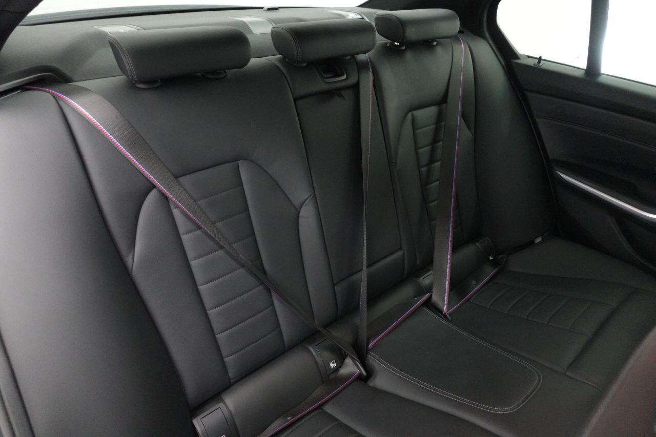 BMW 3 Series - Image 15