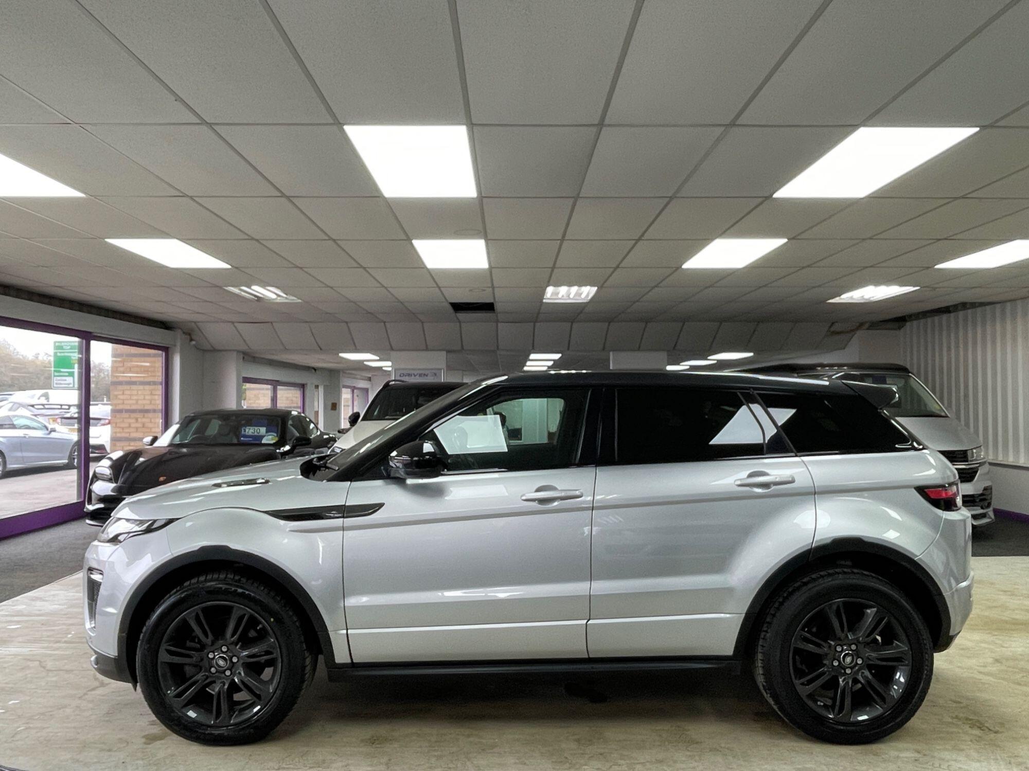 Land Rover Range Rover Evoque - Image 13