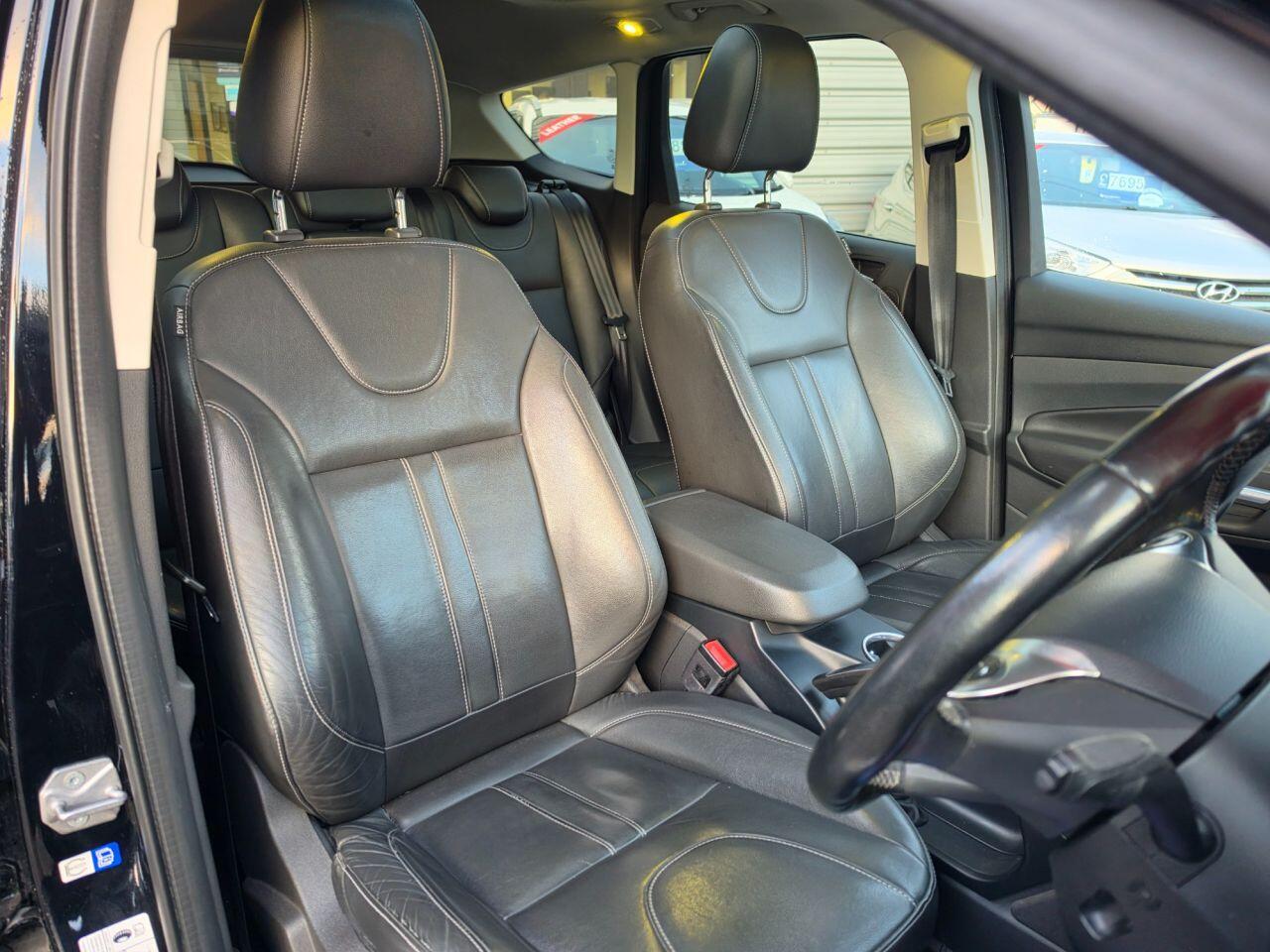 Ford Kuga - Image 16