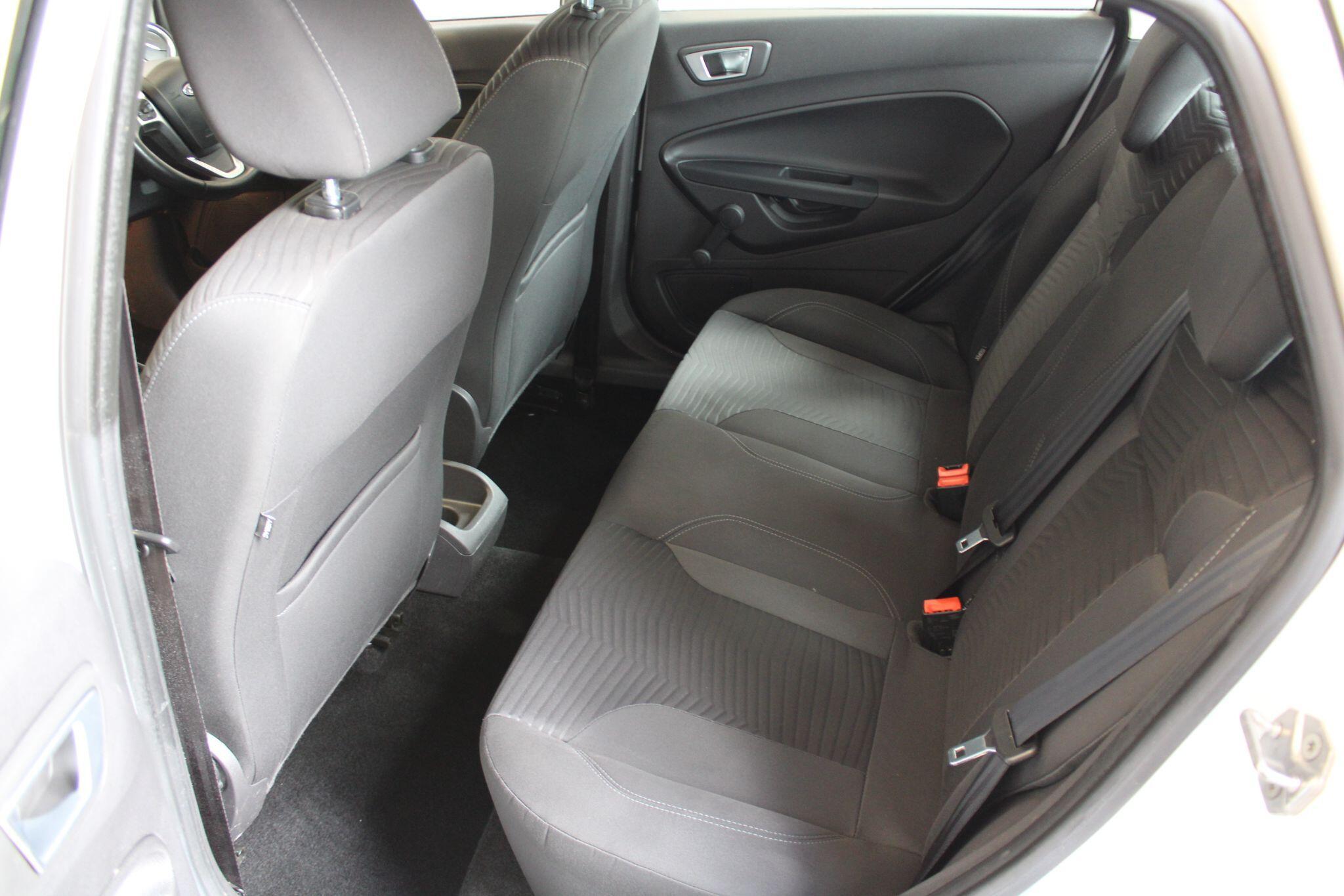 Ford Fiesta - Image 39