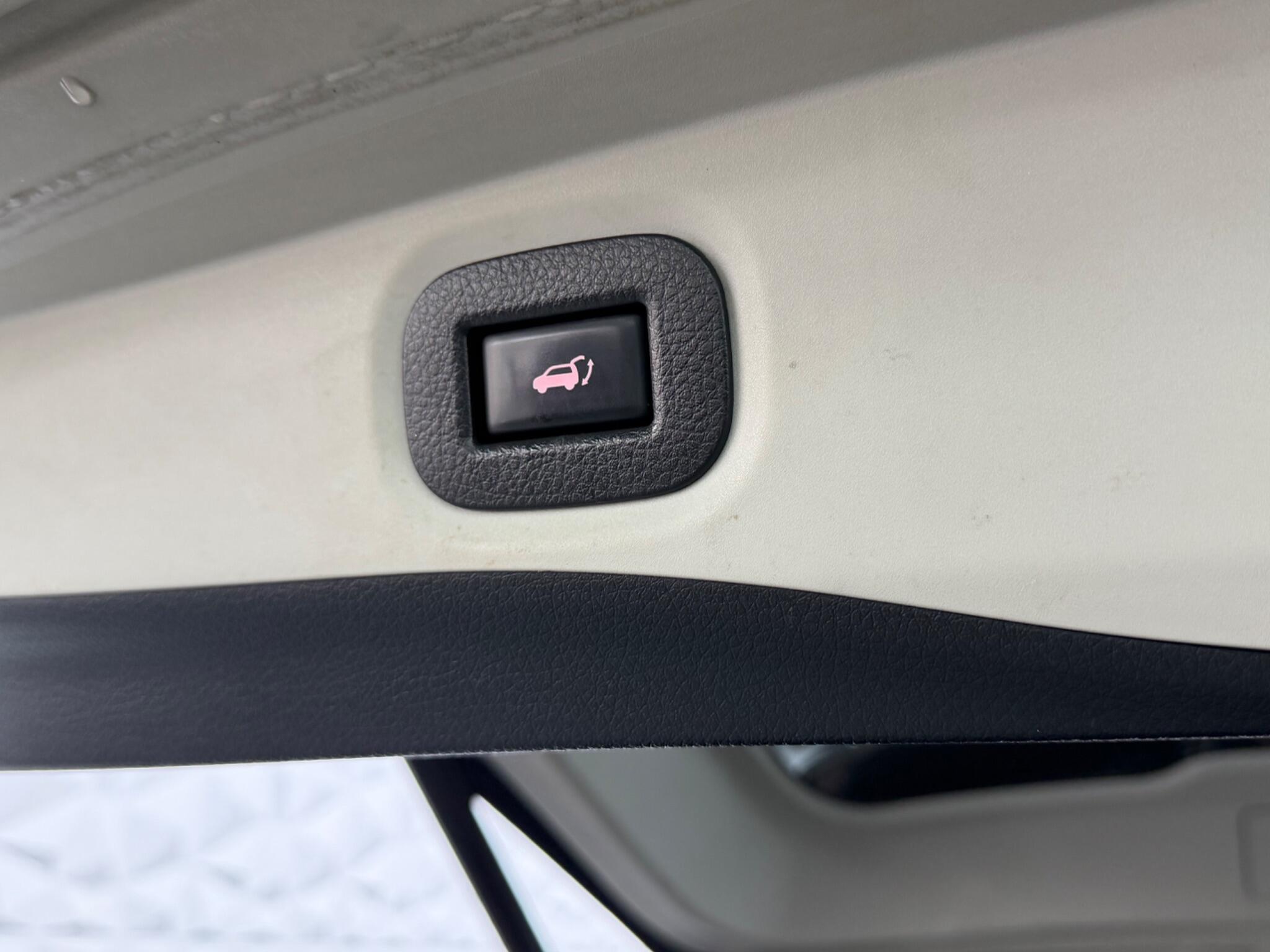 Nissan X-Trail - Image 18