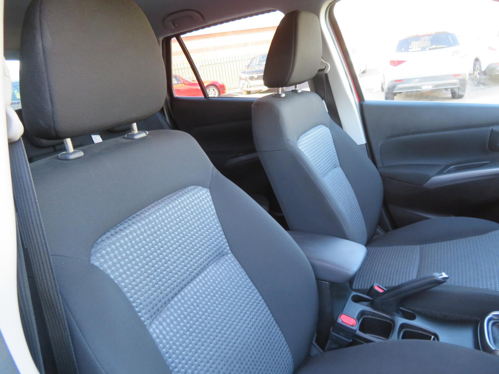 Suzuki S-Cross - Image 15