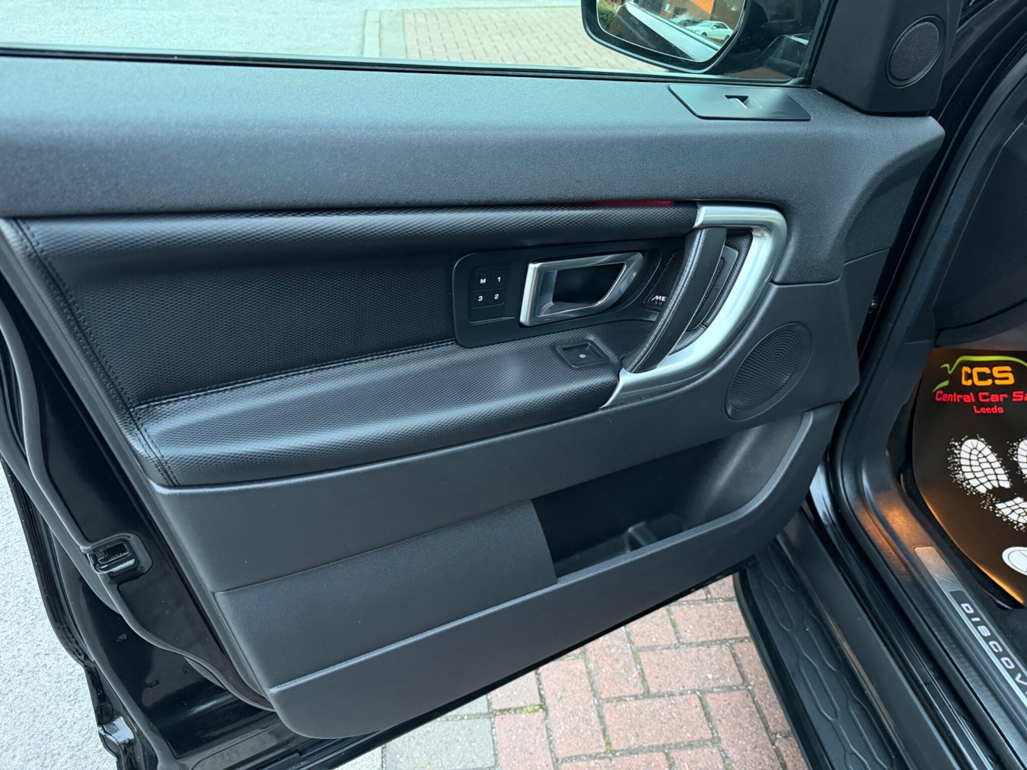 Land Rover DISCOVERY SPORT - Image 33