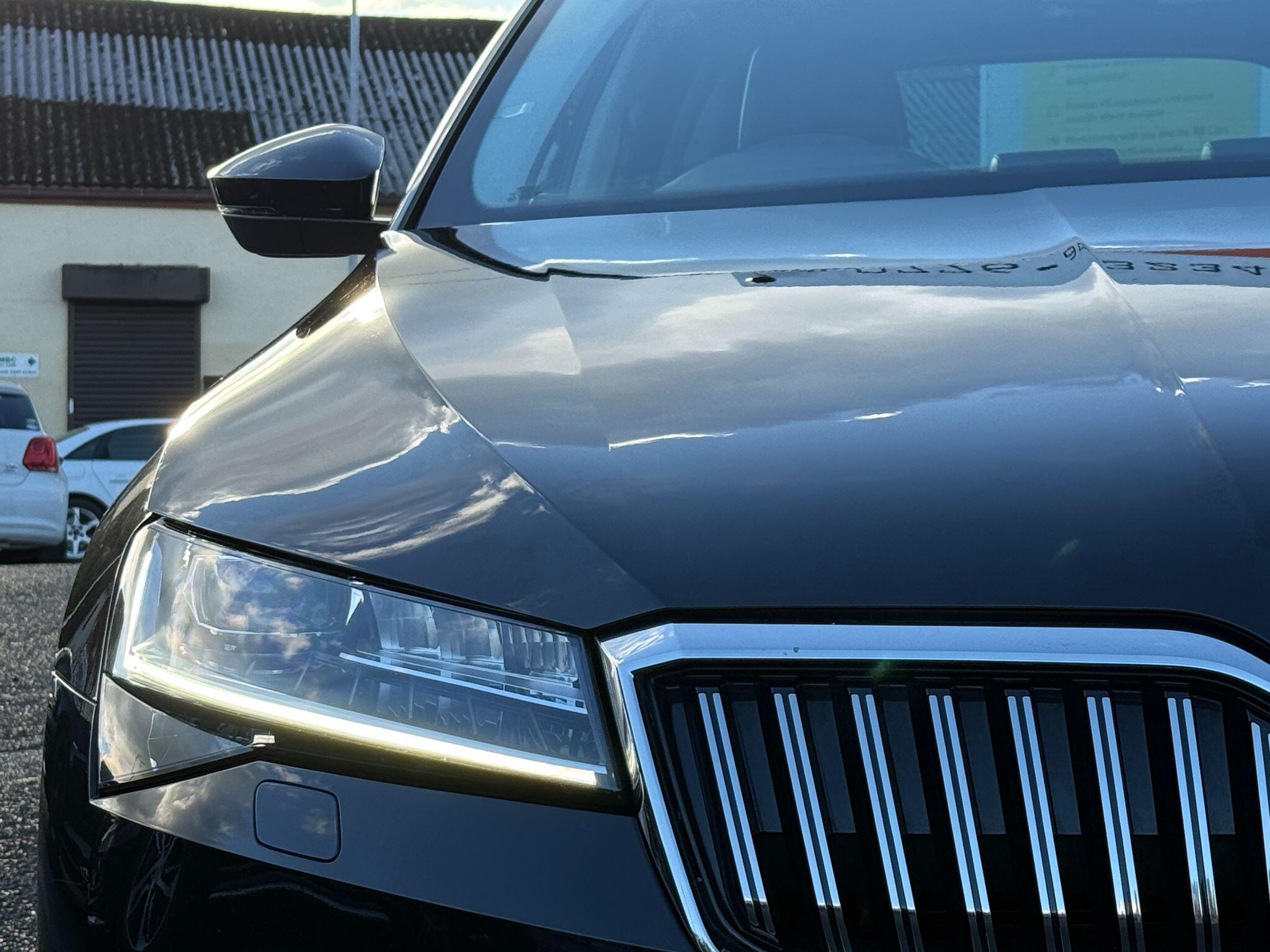 Skoda Superb - Image 13