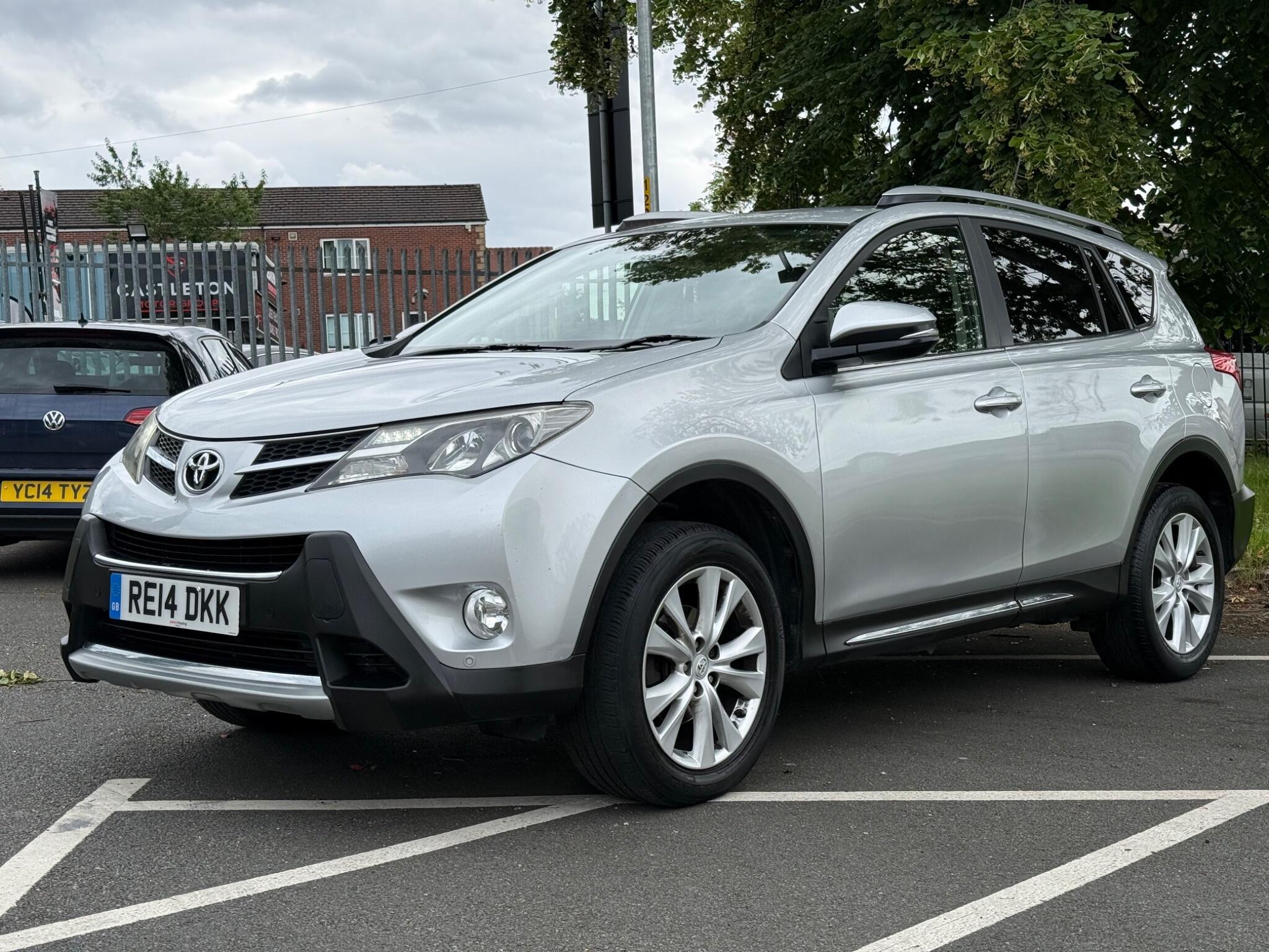 Toyota RAV4 - Image 2