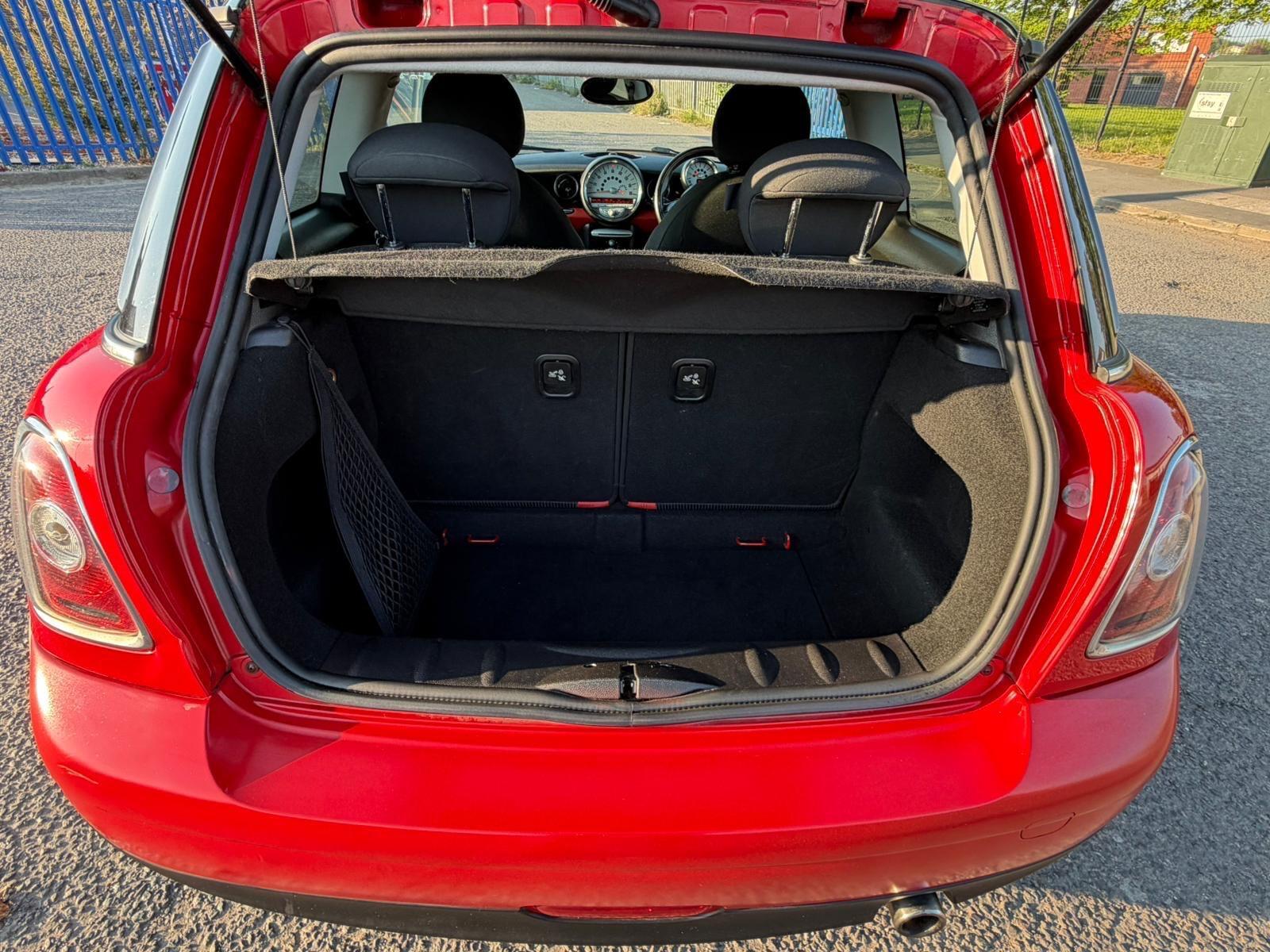 MINI Hatch - Image 28