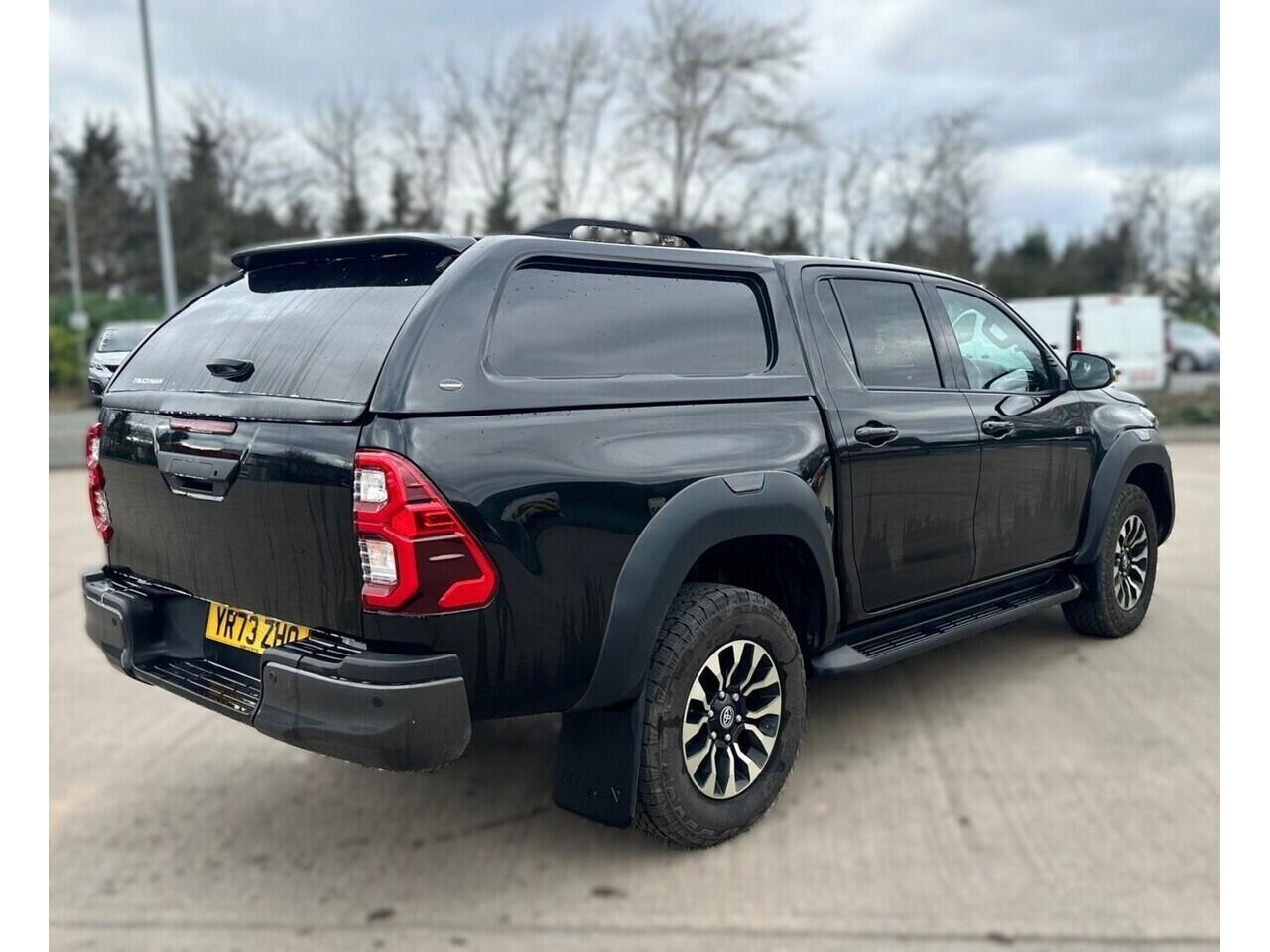 Toyota Hilux - Image 5