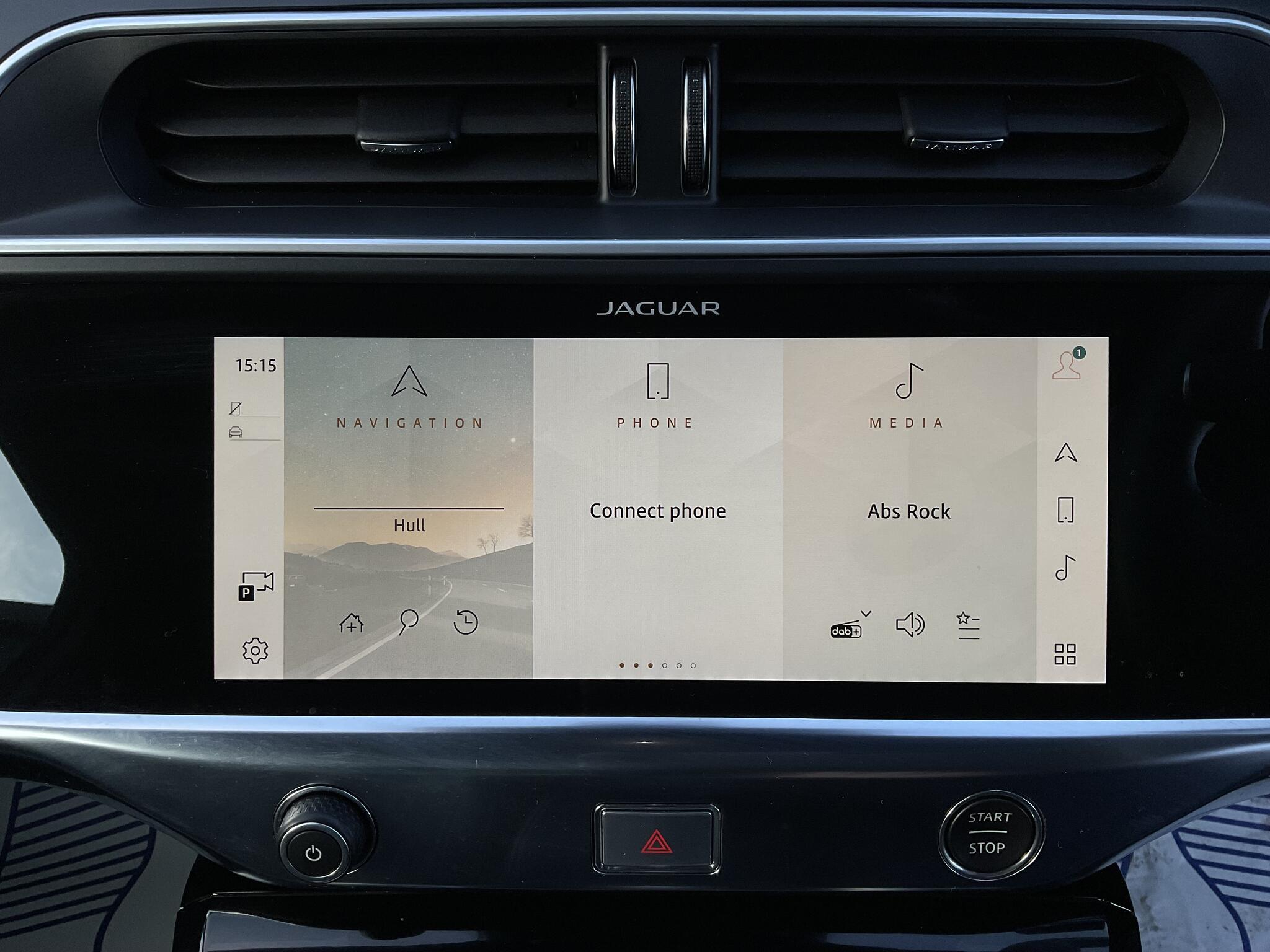 Jaguar I-Pace - Image 18