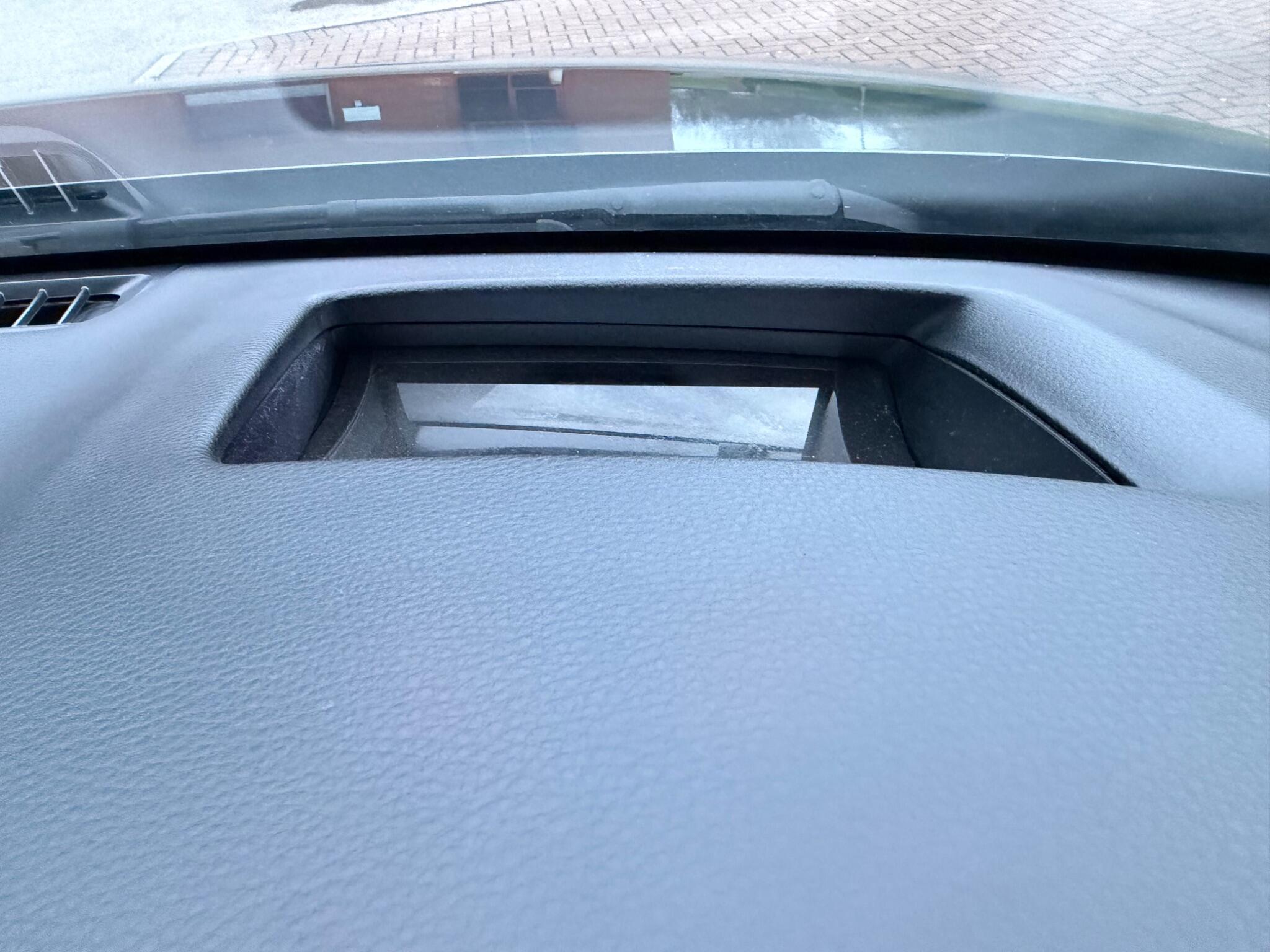 Mazda MAZDA3 - Image 53