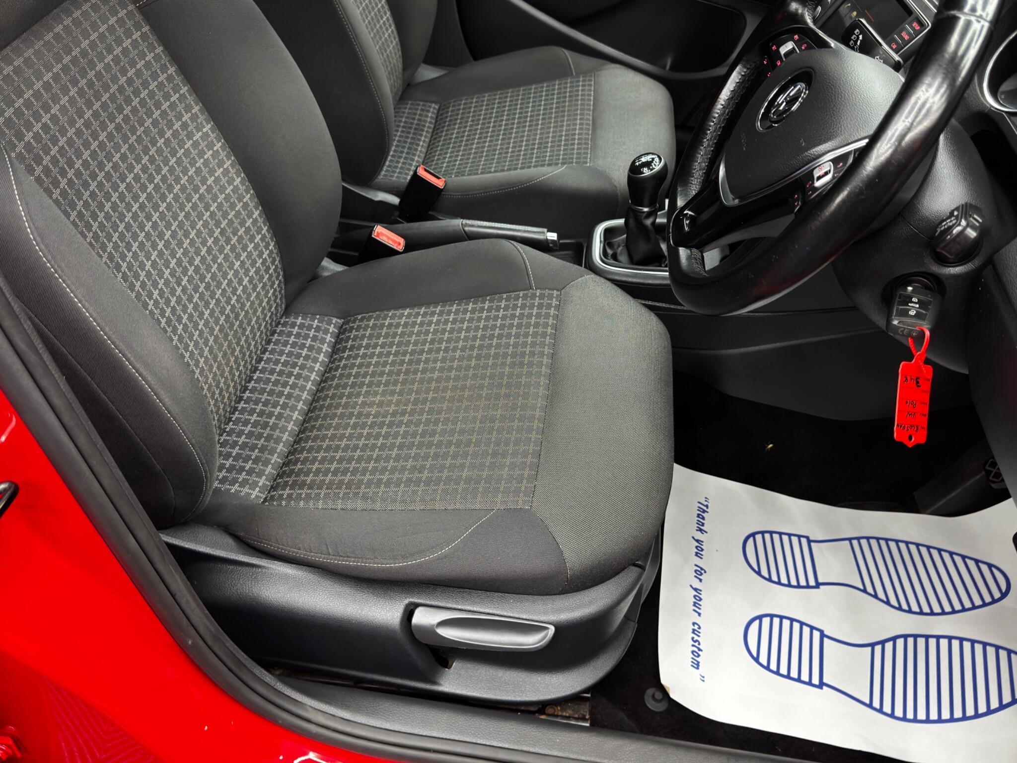 Volkswagen Polo - Image 13