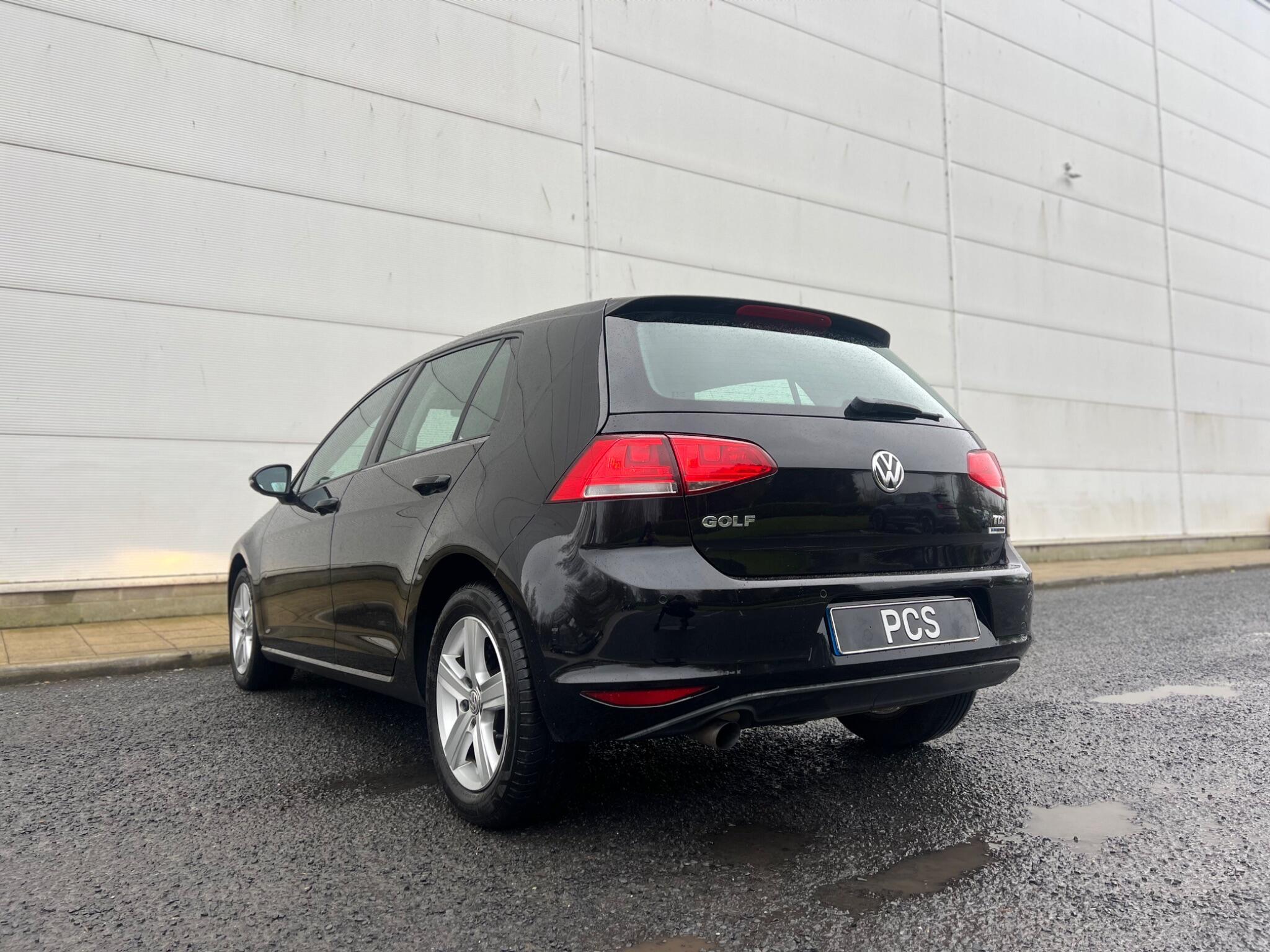 Volkswagen Golf - Image 11