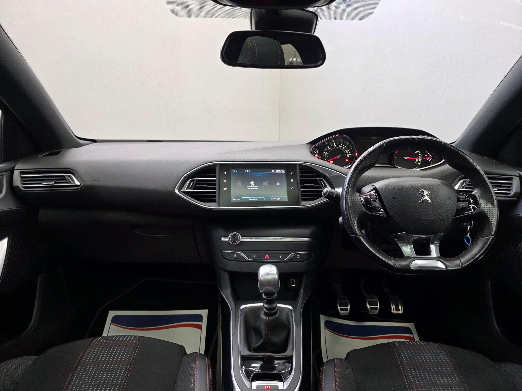 Peugeot 308 - Image 15
