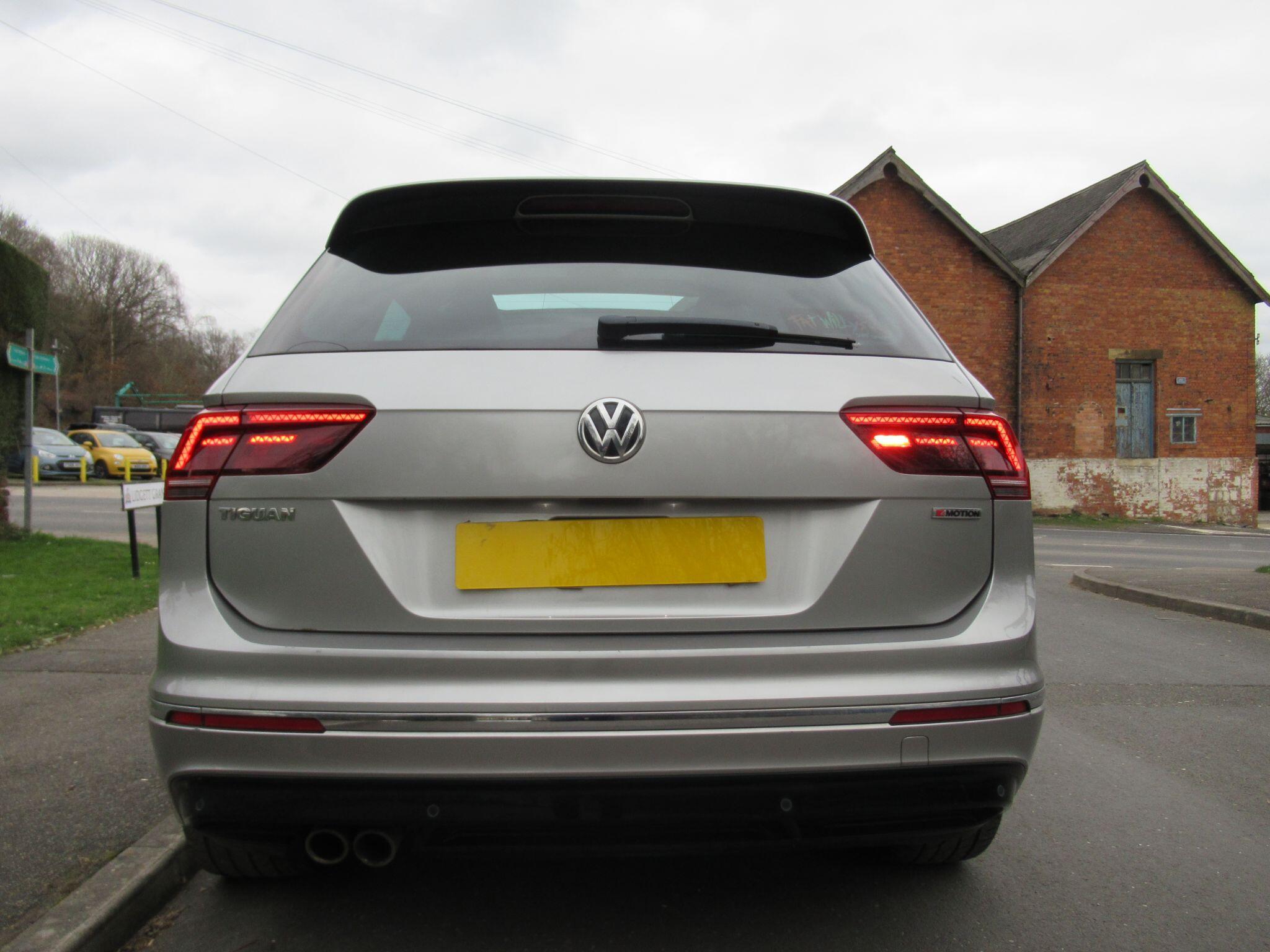 Volkswagen Tiguan - Image 5