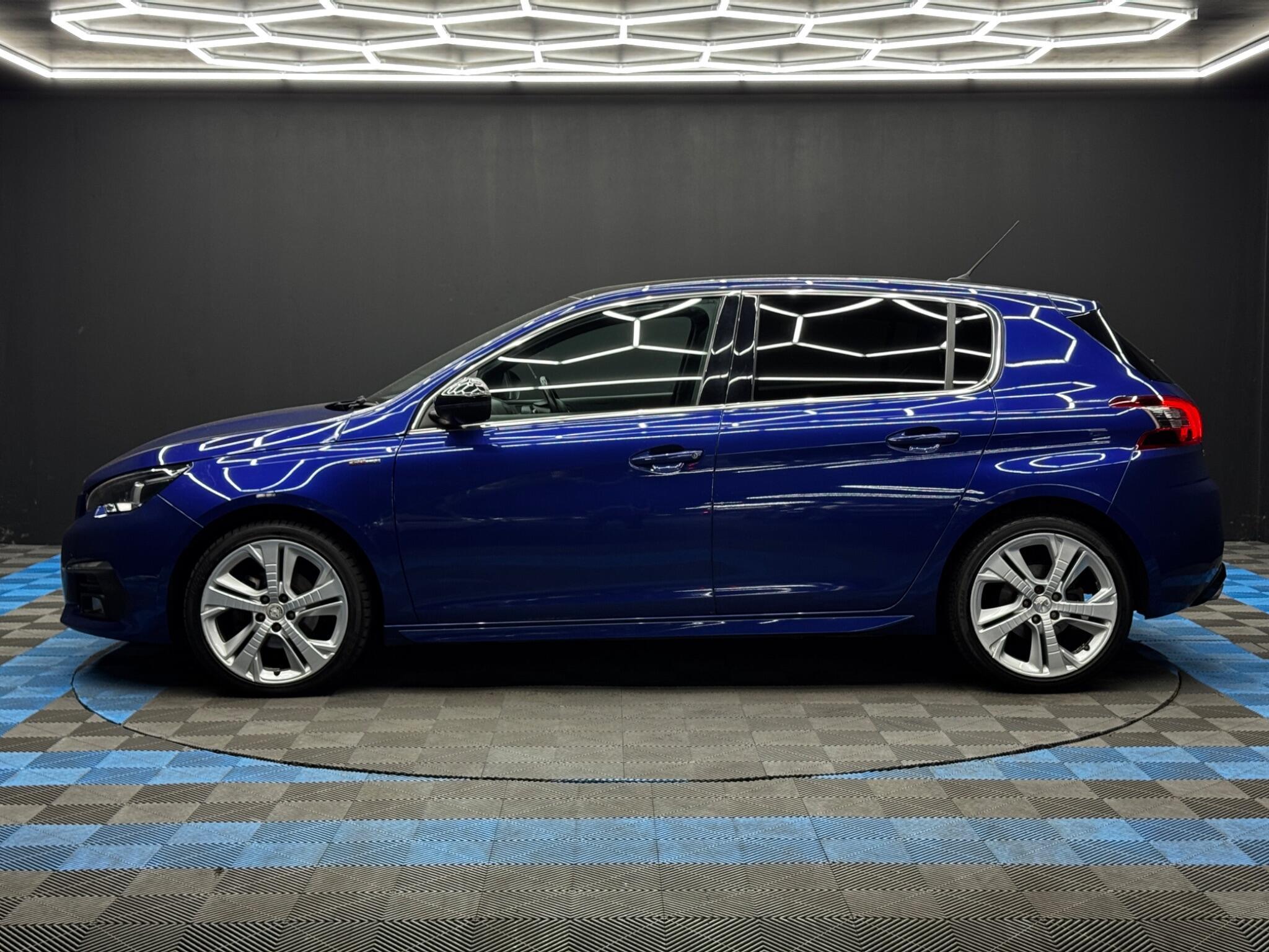 Peugeot 308 - Image 8