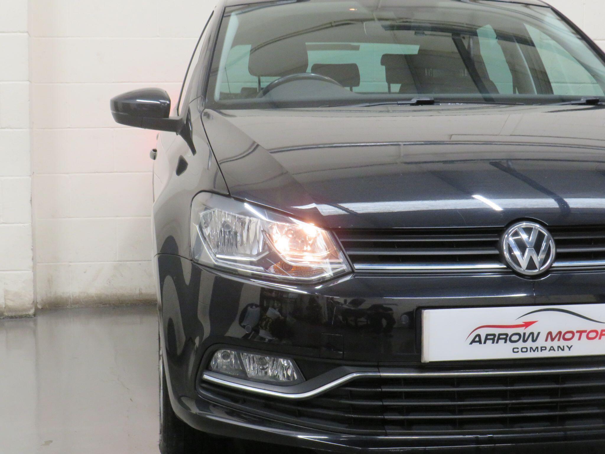 Volkswagen Polo - Image 9