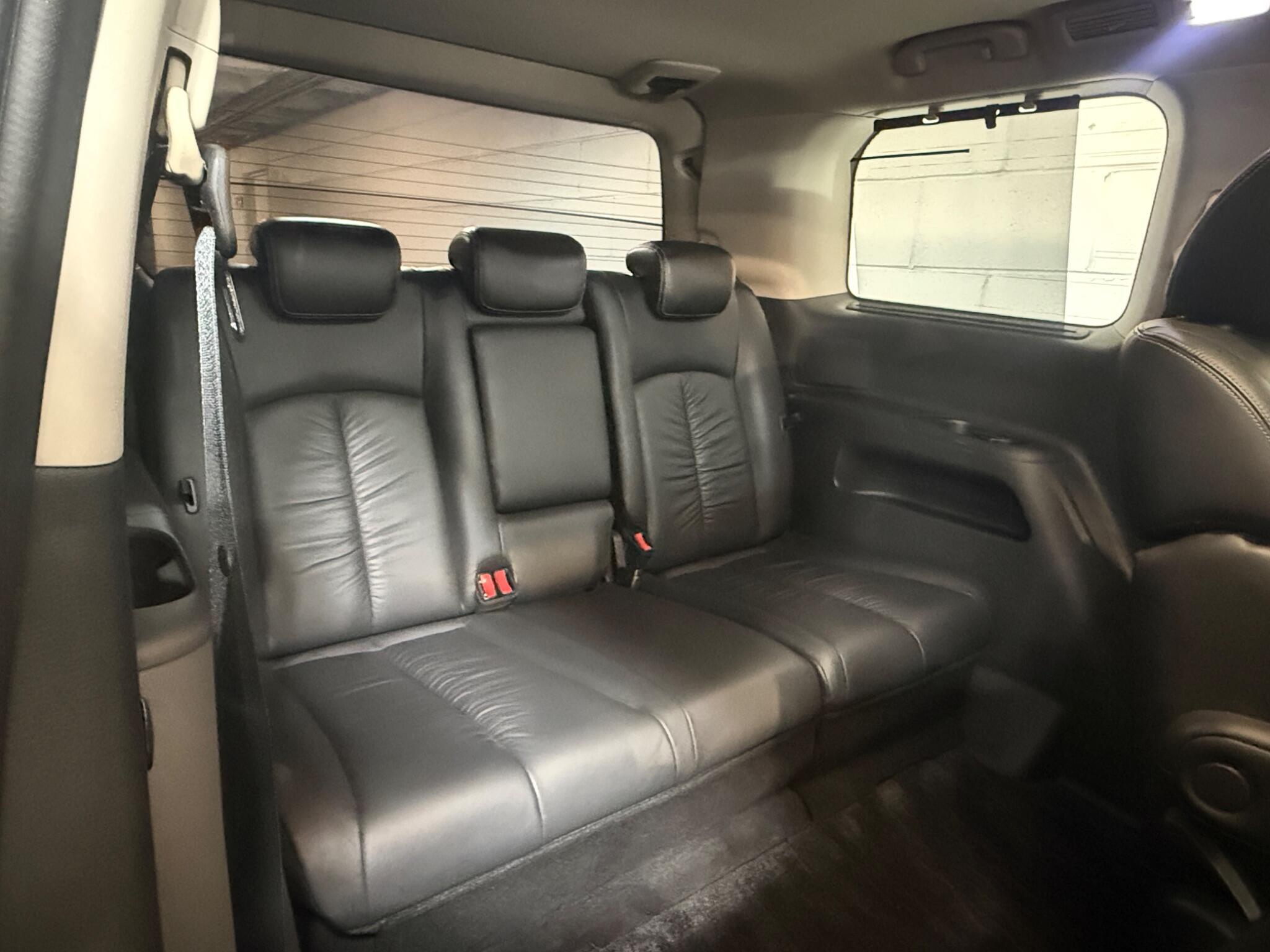 Nissan Elgrand - Image 13