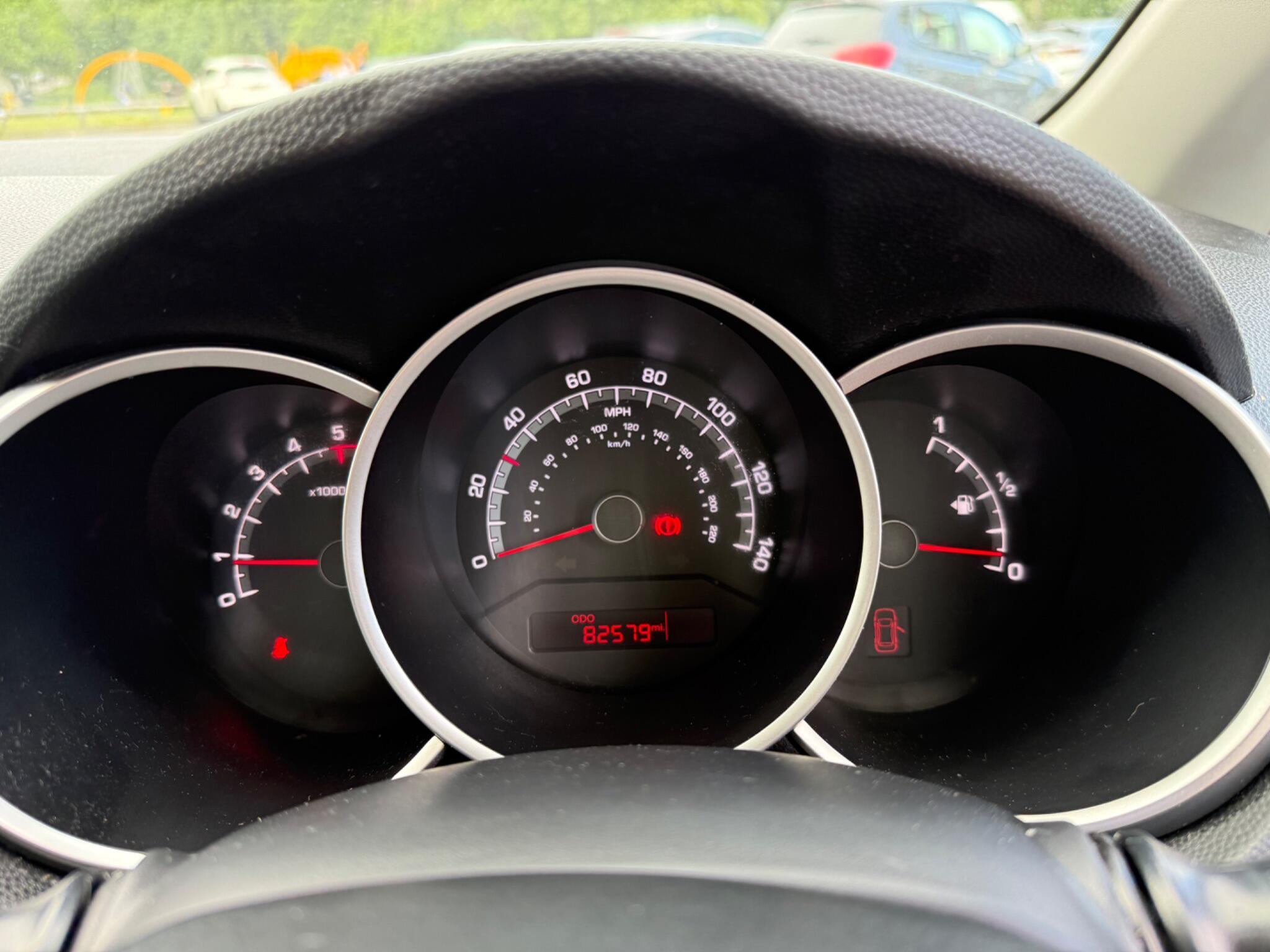 Kia Venga - Image 34