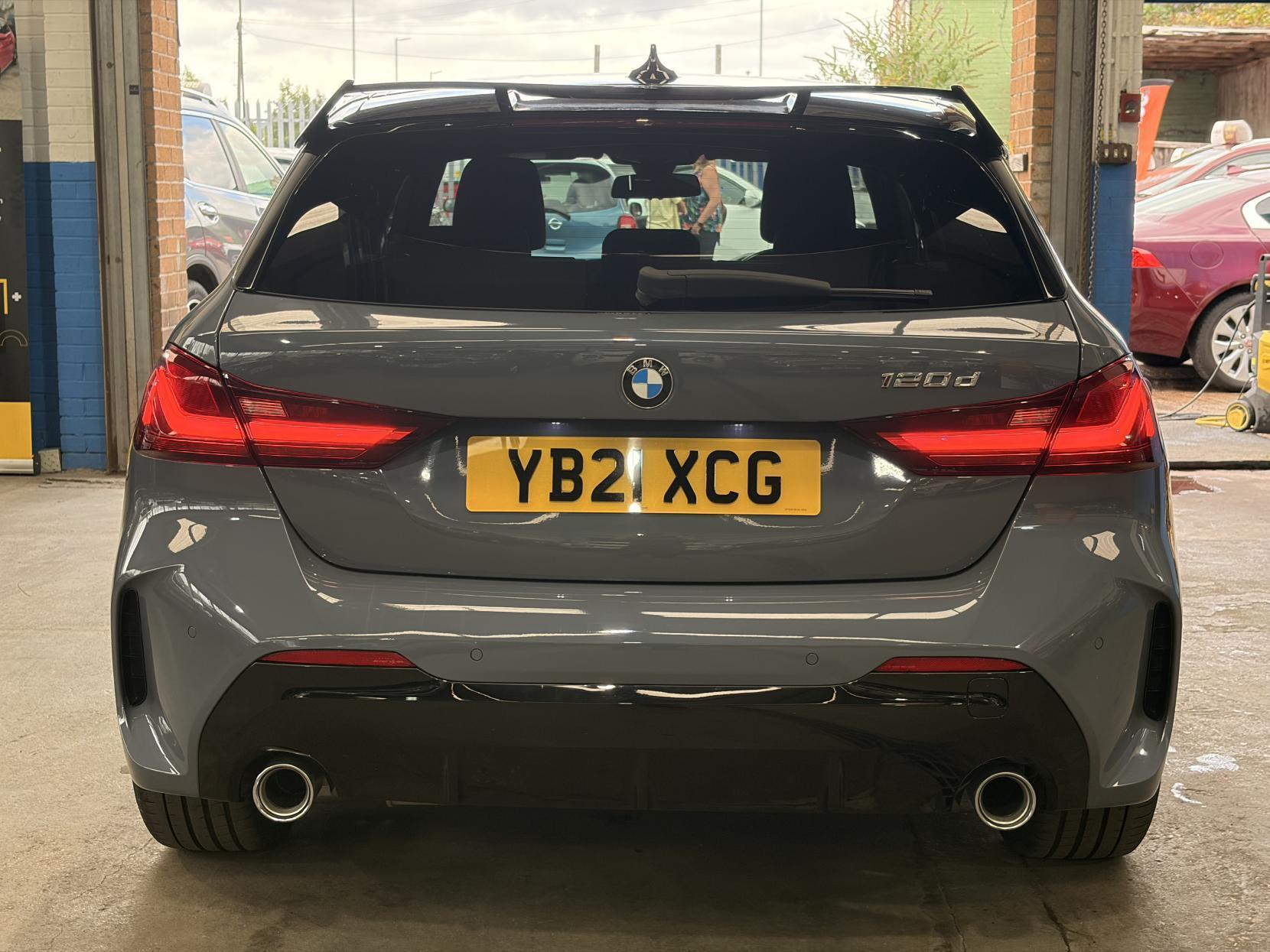 BMW 1 Series - Image 6