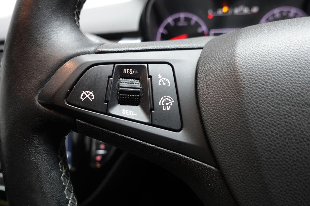 Vauxhall Corsa - Image 27