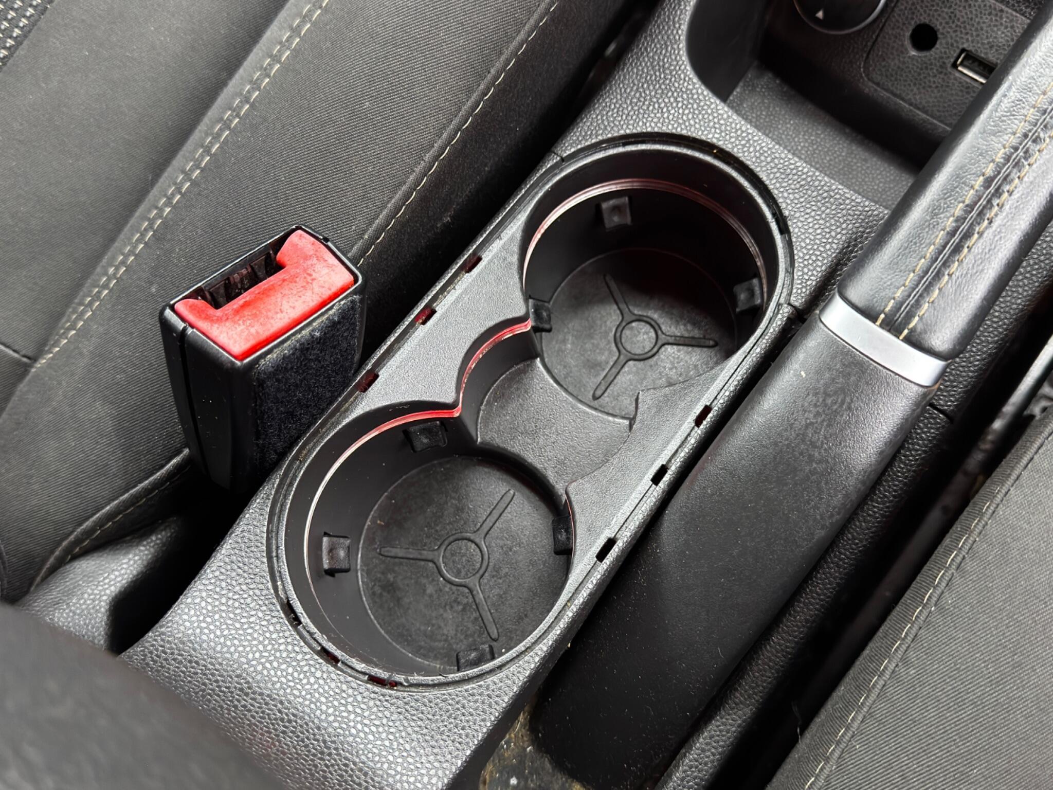 Ford Fiesta - Image 23