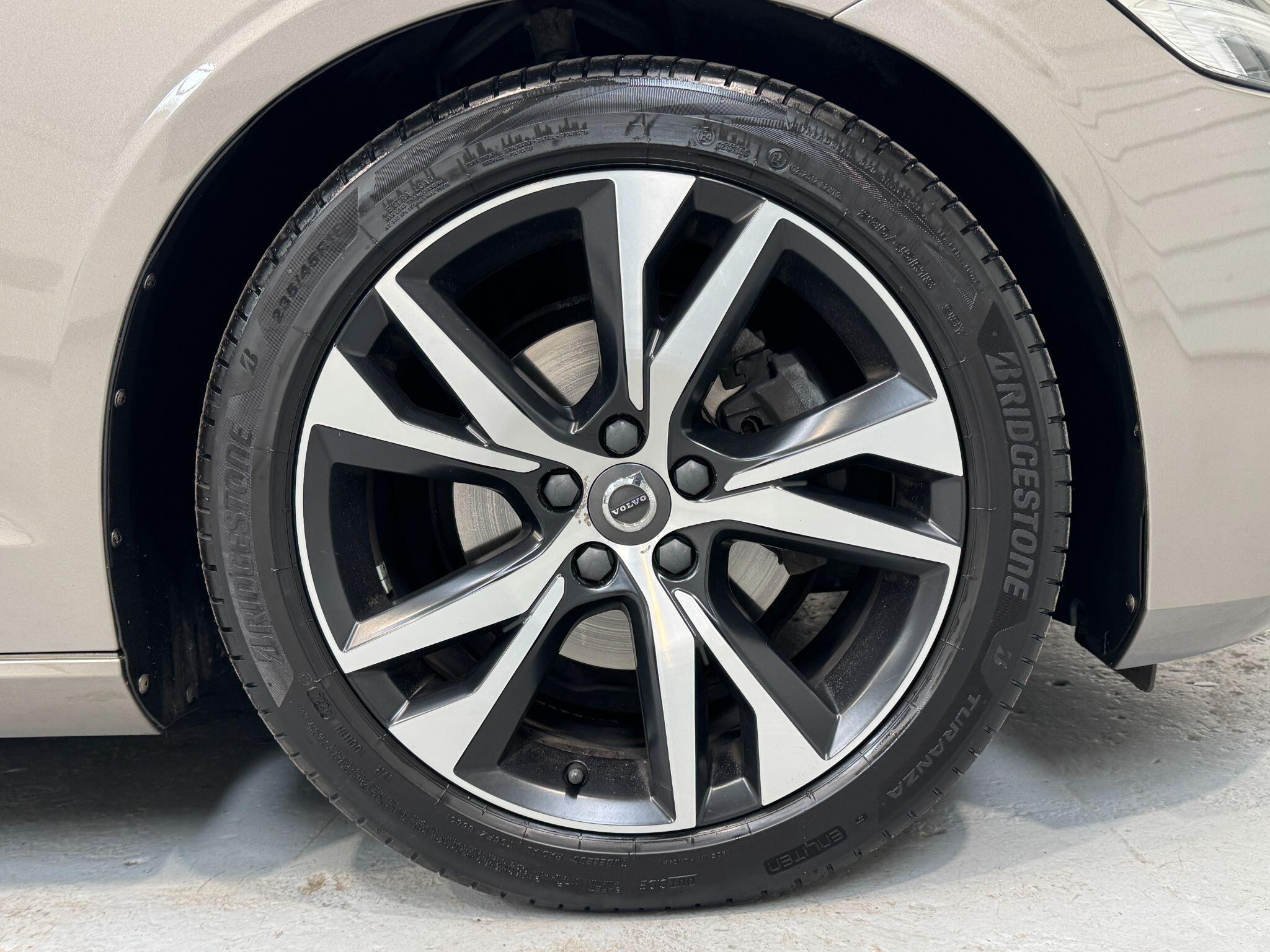 Volvo V60 - Image 26