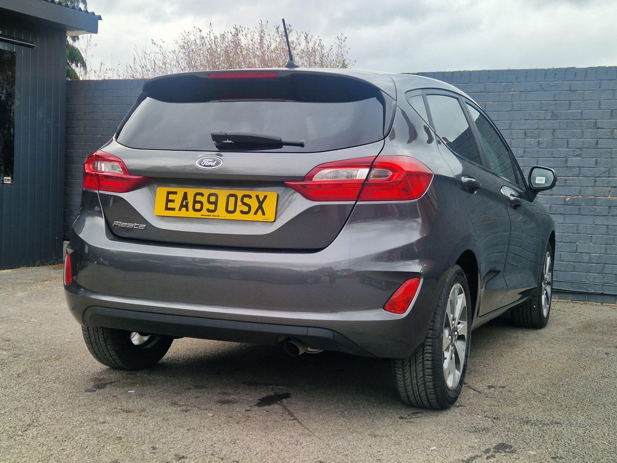 Ford Fiesta - Image 26