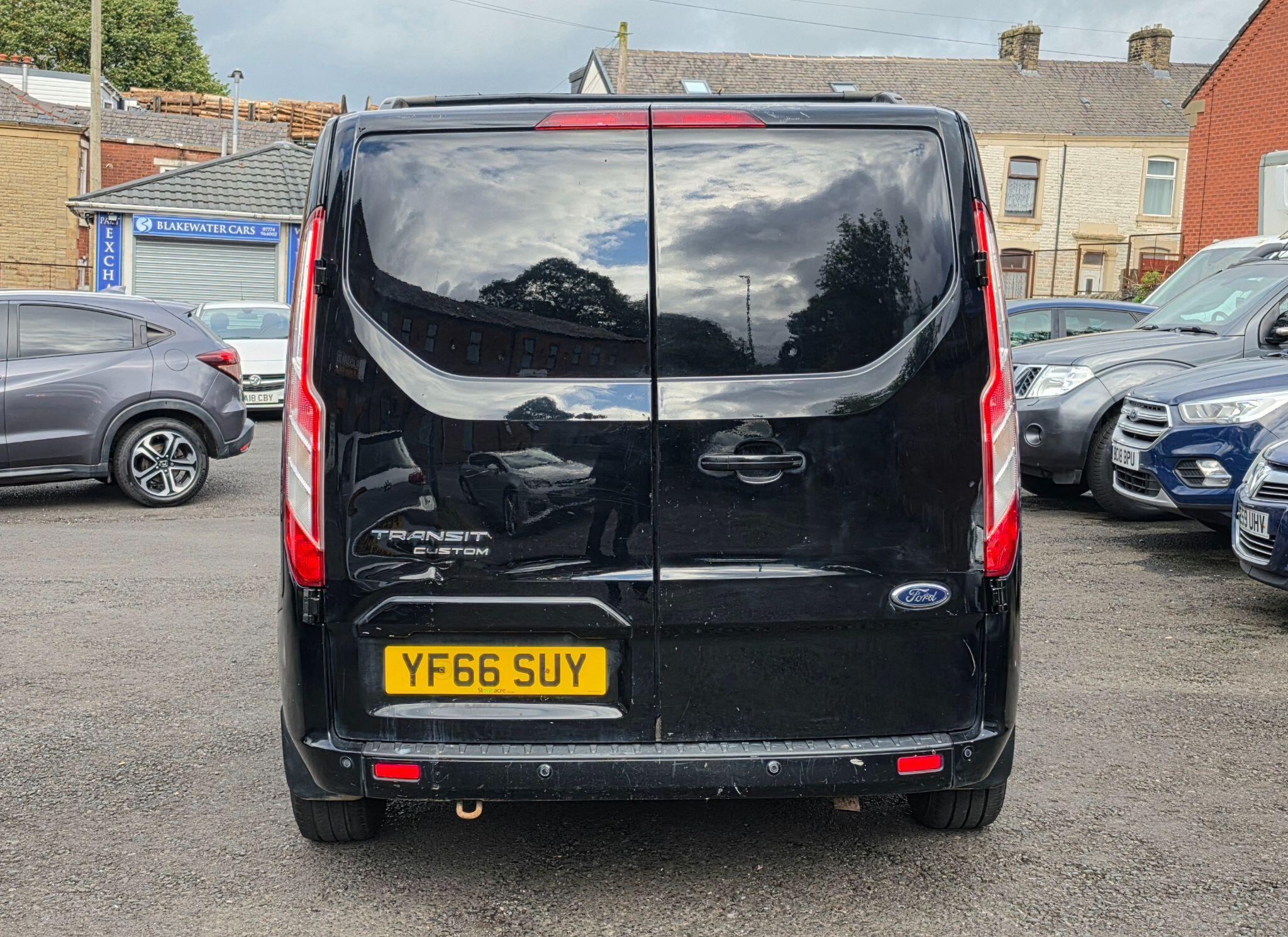 Ford Transit Custom - Image 6