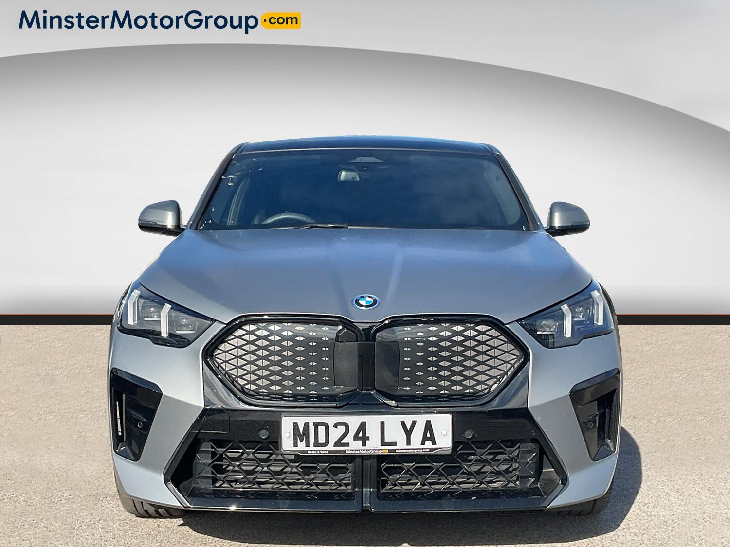 BMW iX2 - Image 5