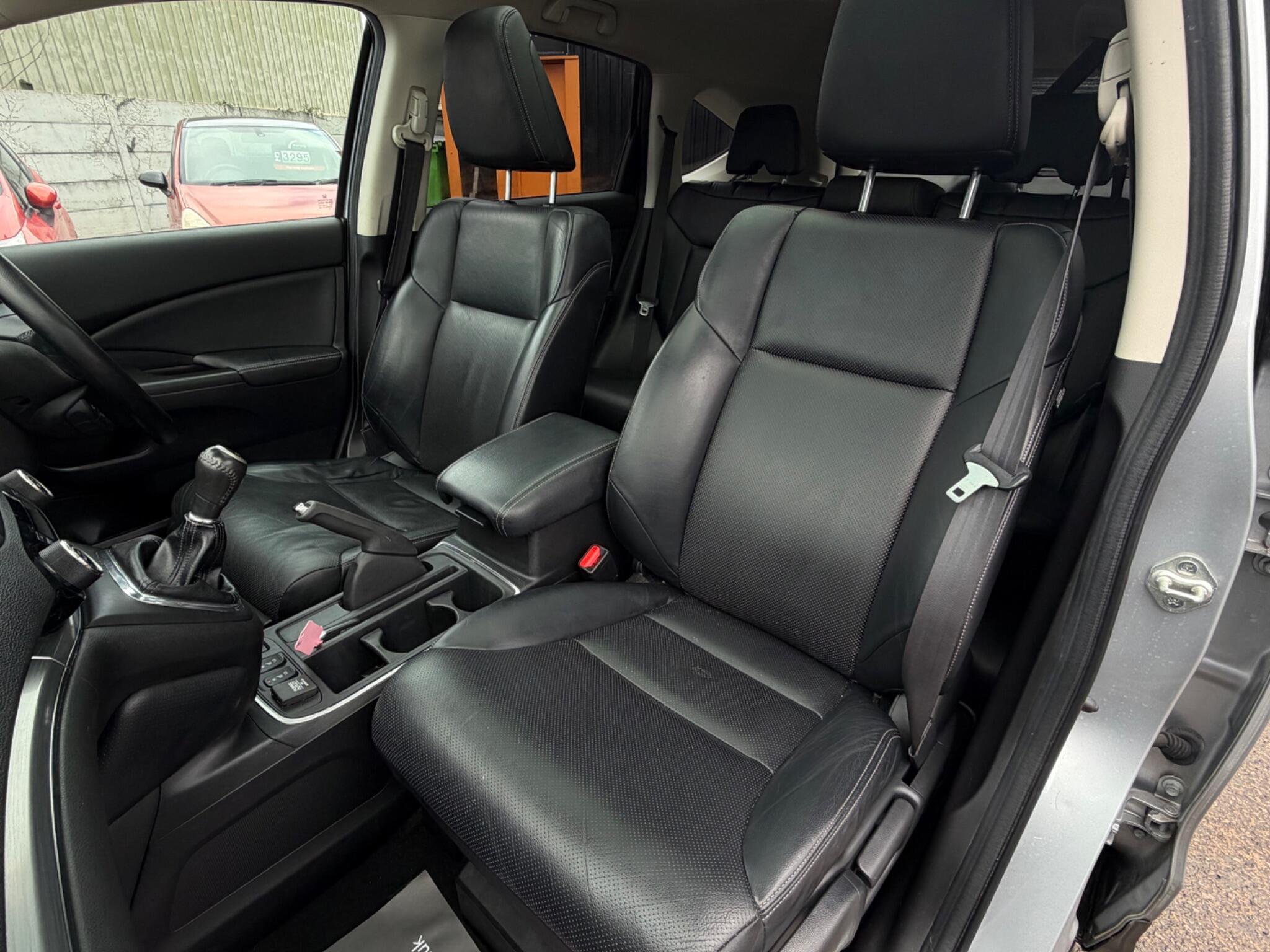 Honda CR-V - Image 10