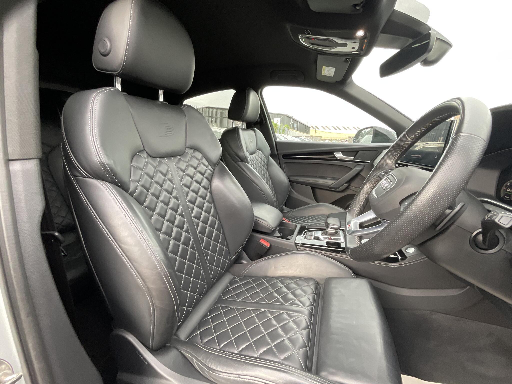 Audi Q5 - Image 8