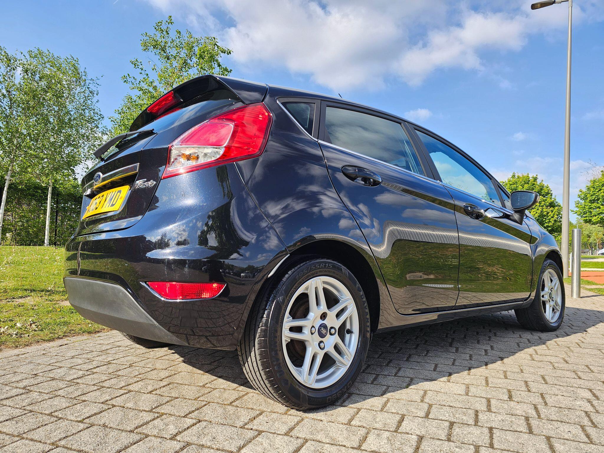 Ford Fiesta - Image 7