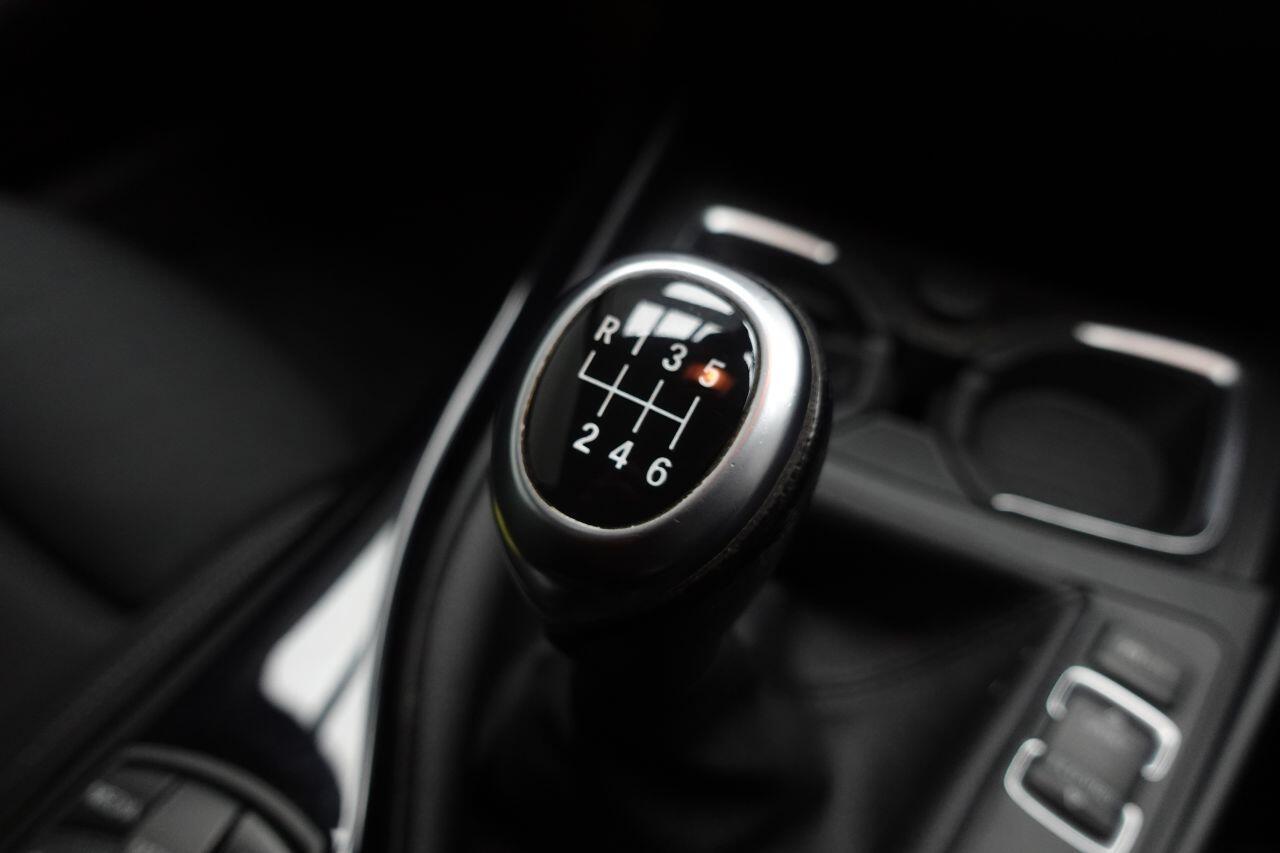 BMW 1 Series - Image 45