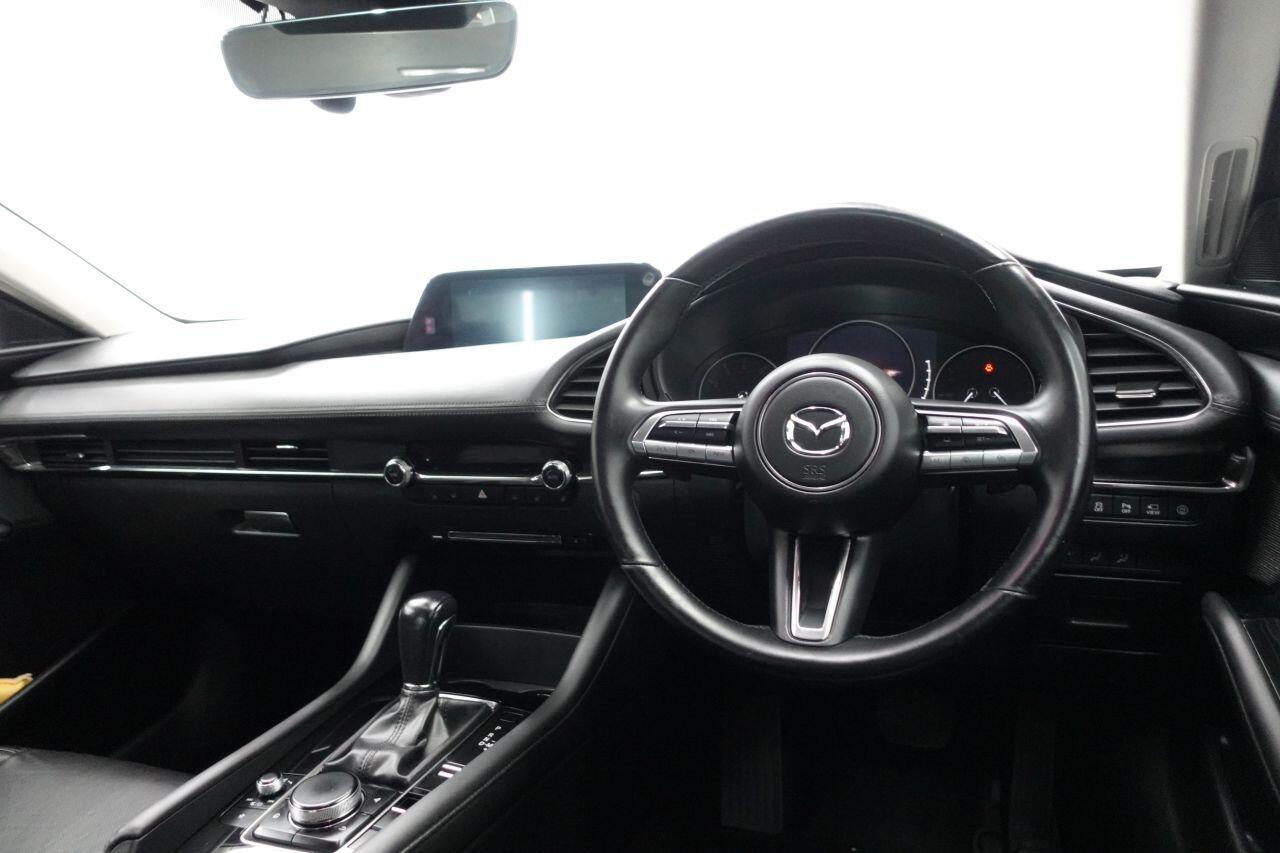 Mazda MAZDA3 - Image 17