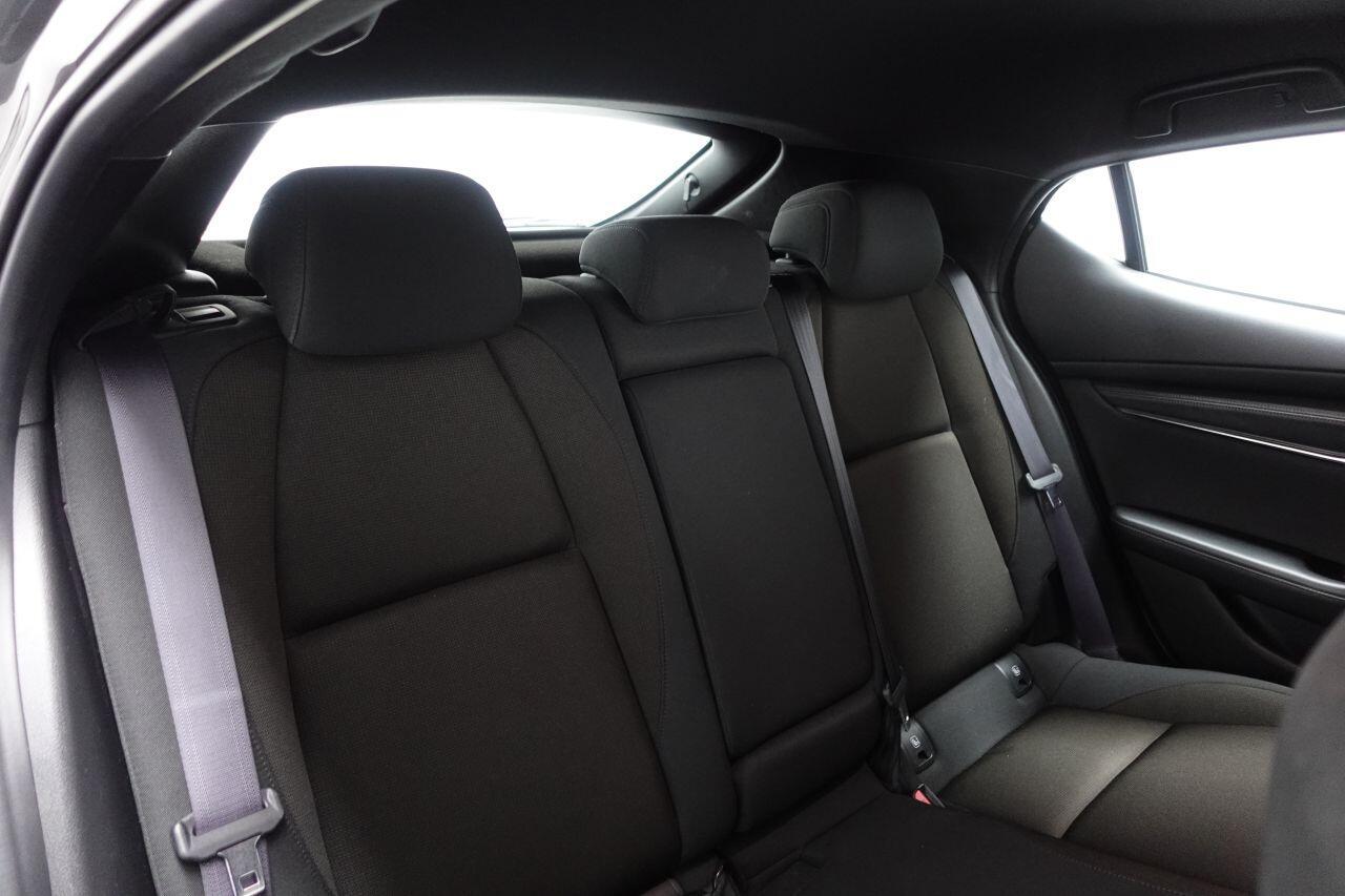 Mazda MAZDA3 - Image 18