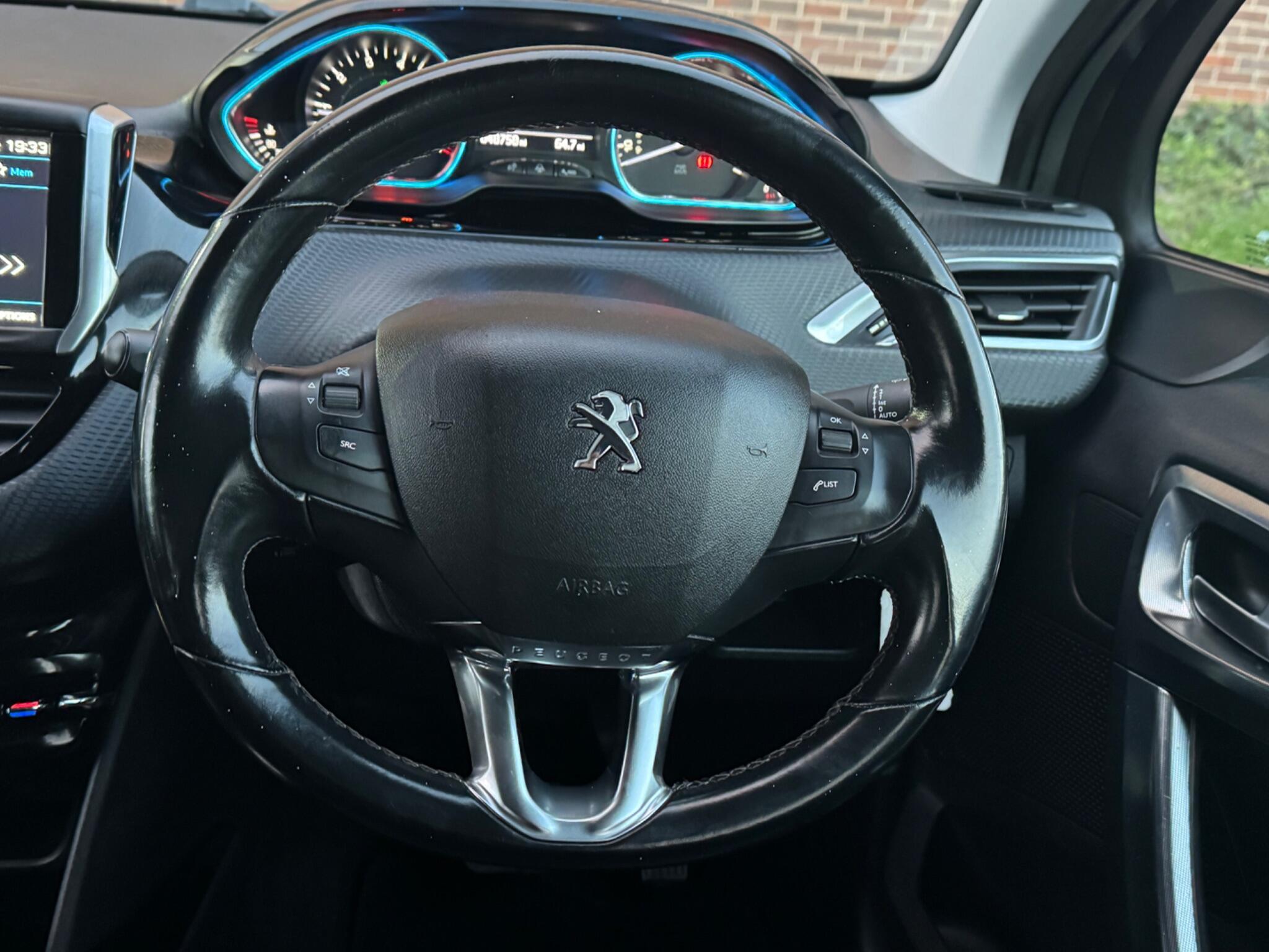 Peugeot 2008 - Image 44